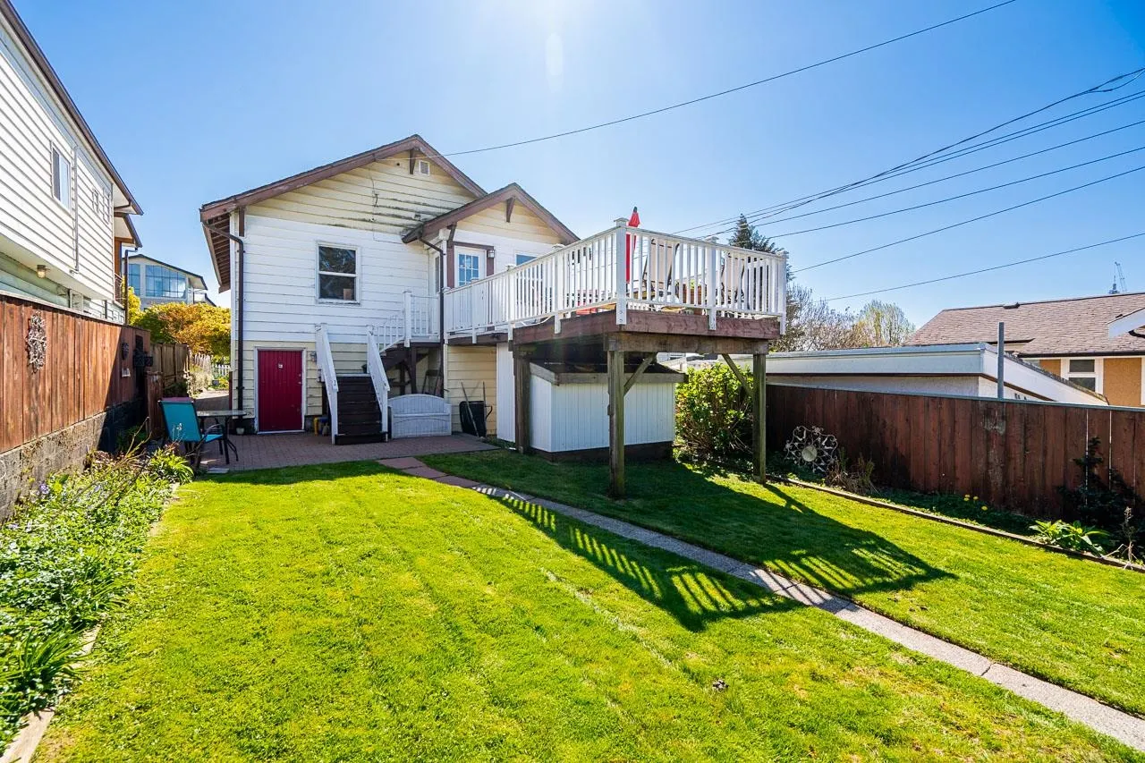 3415 Dundas Street