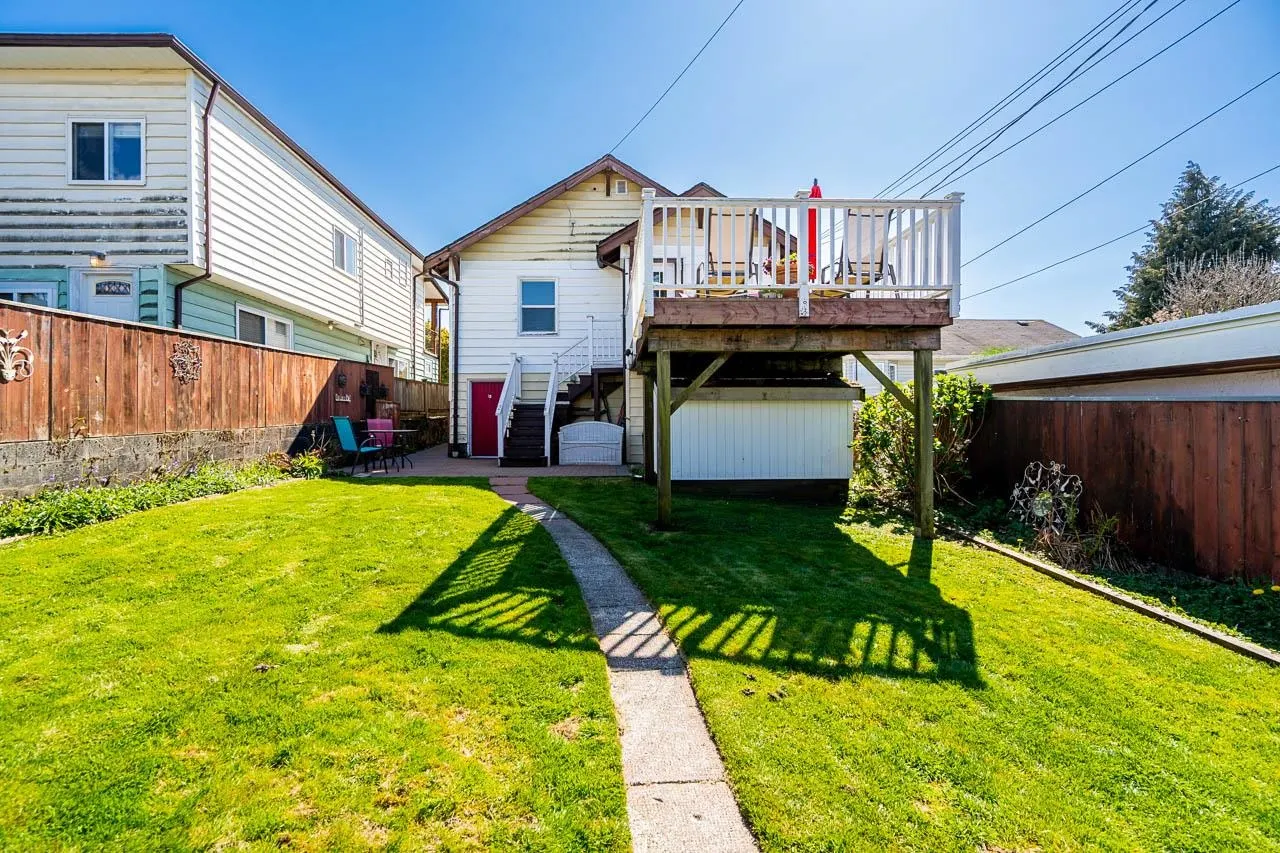 3415 Dundas Street