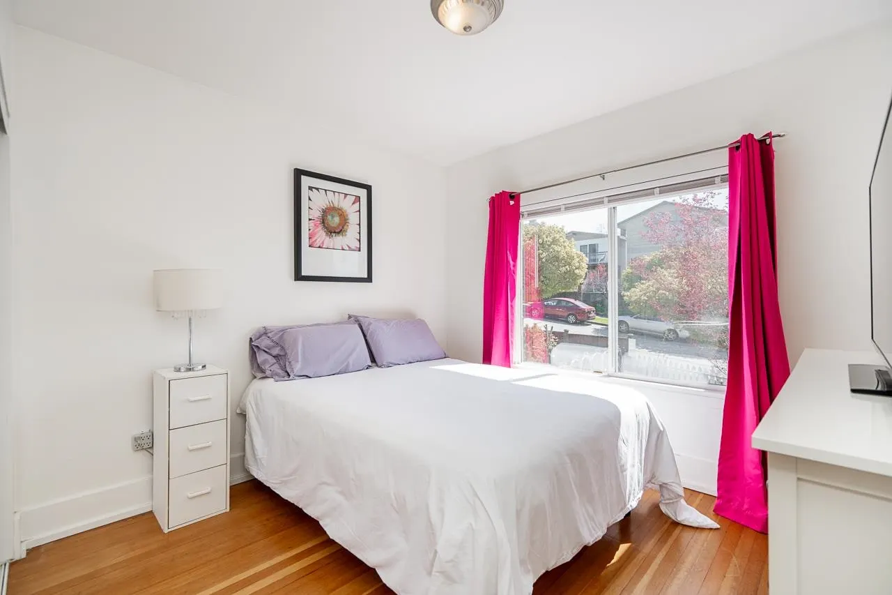 3415 Dundas Street