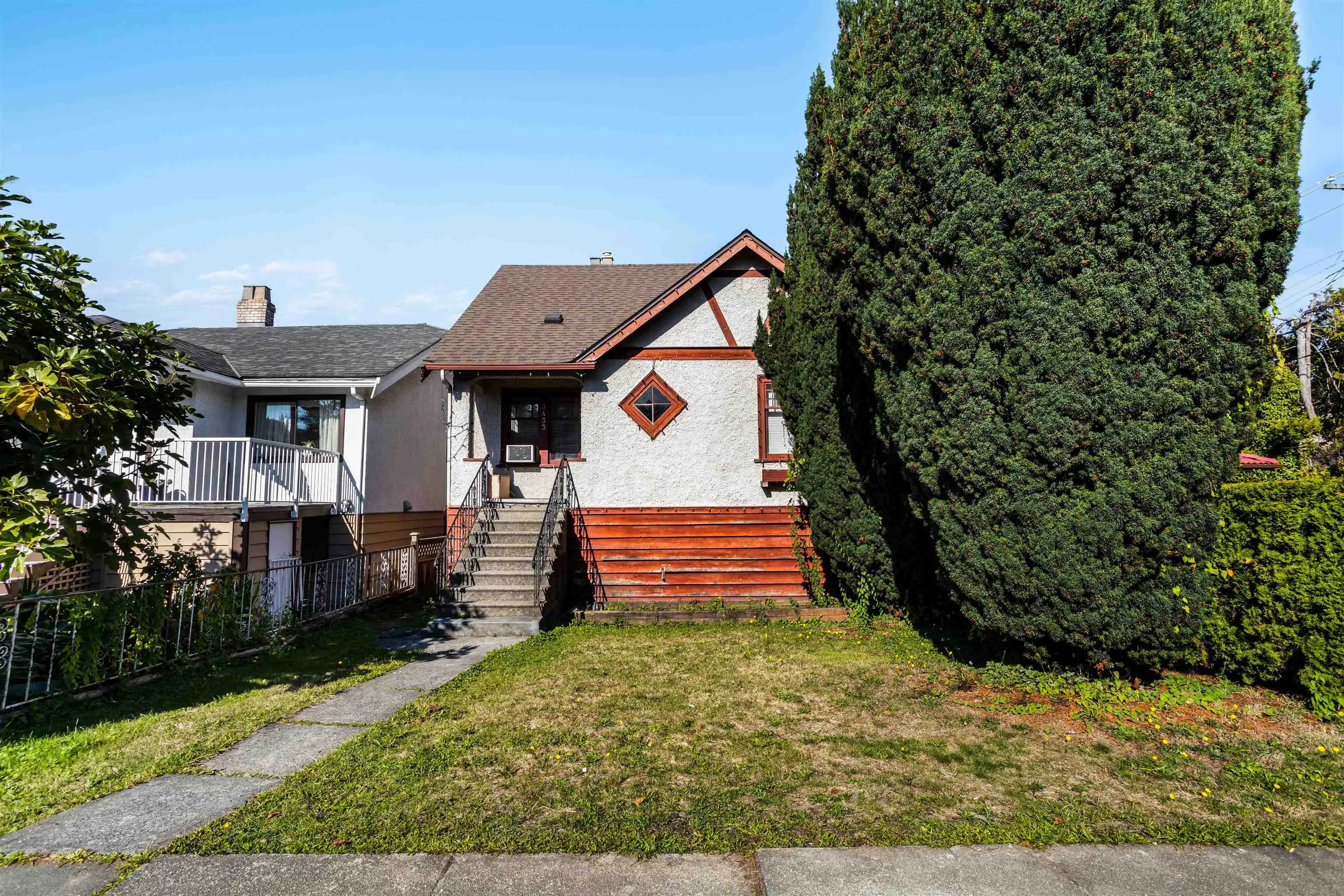 3433 W 12th Avenue