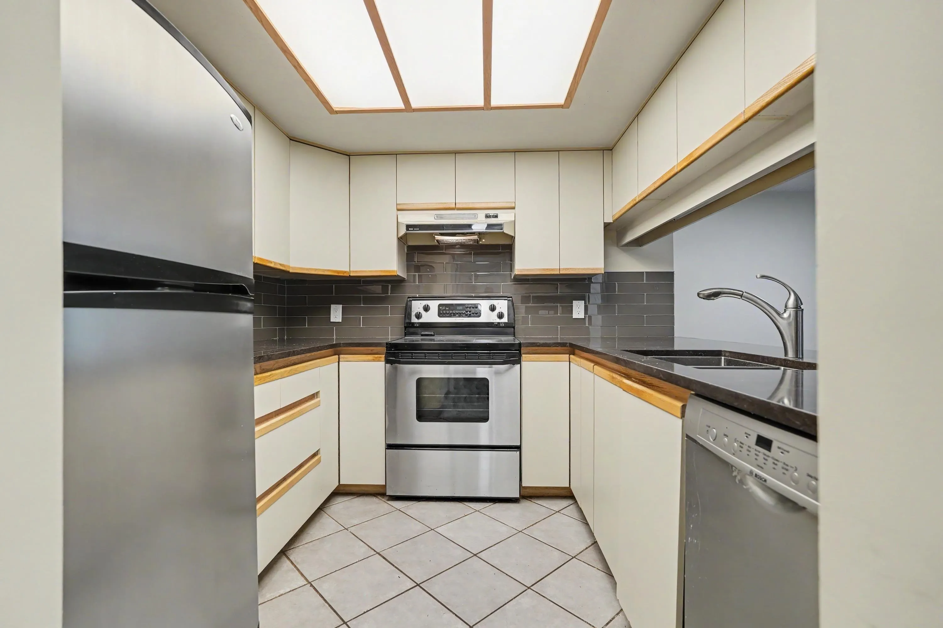 69 Jamieson Court #307