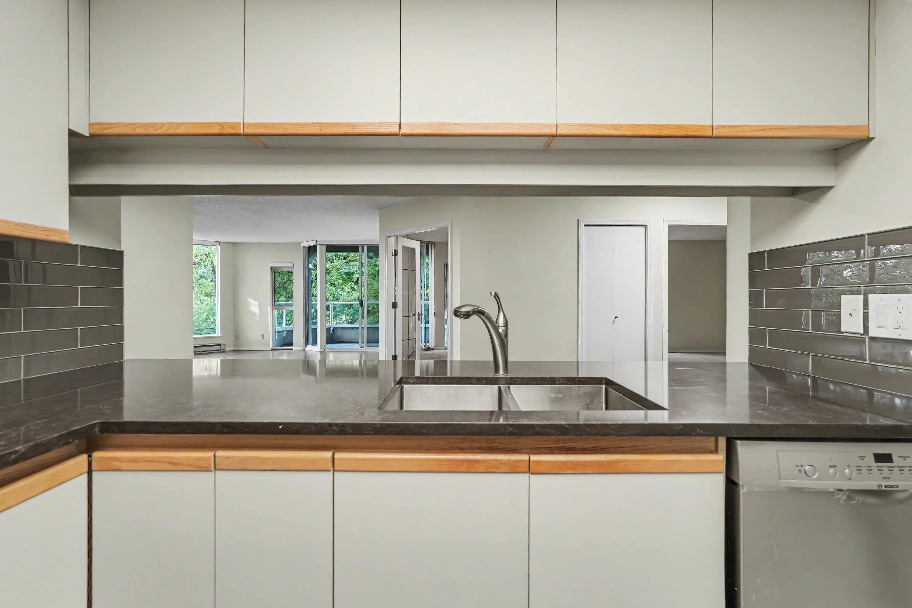 69 Jamieson Court #307