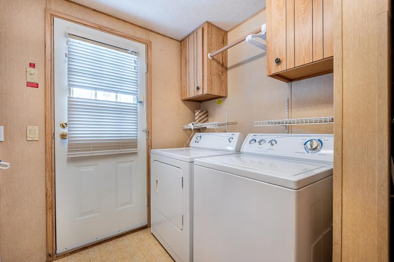 145 King Edward Street #20