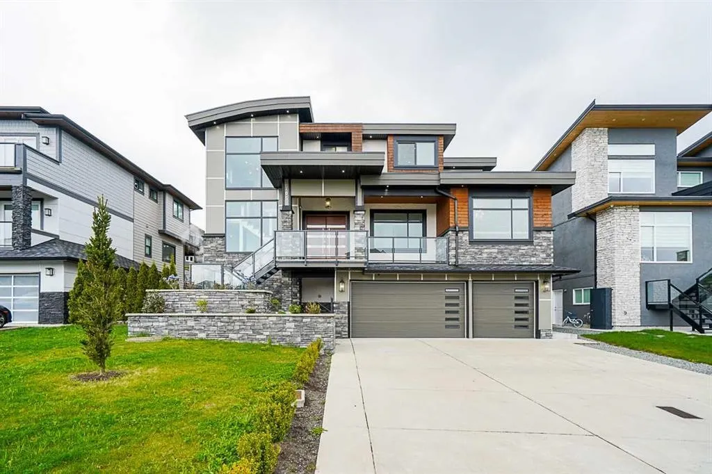 2705 Eagle Peak Drive