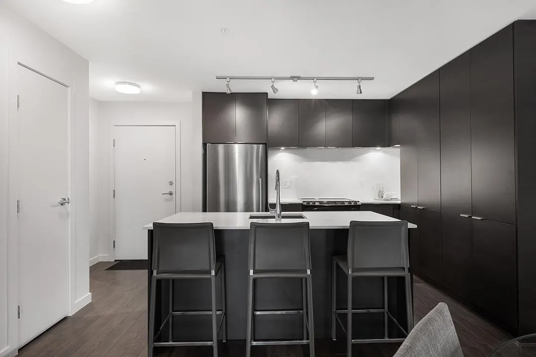 1673 Lloyd Avenue #301