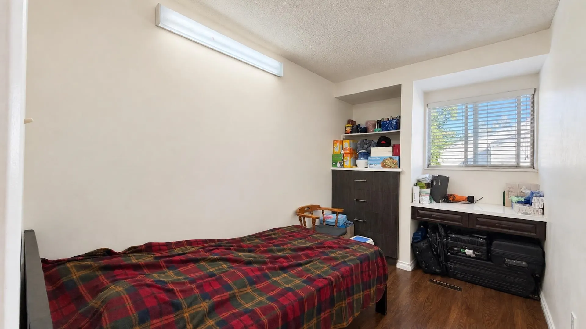 3417 E 49th Avenue #29
