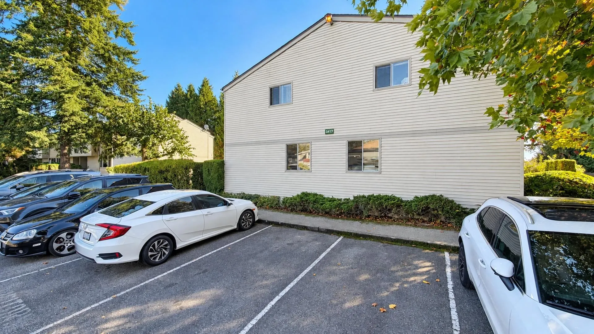 3417 E 49th Avenue #29