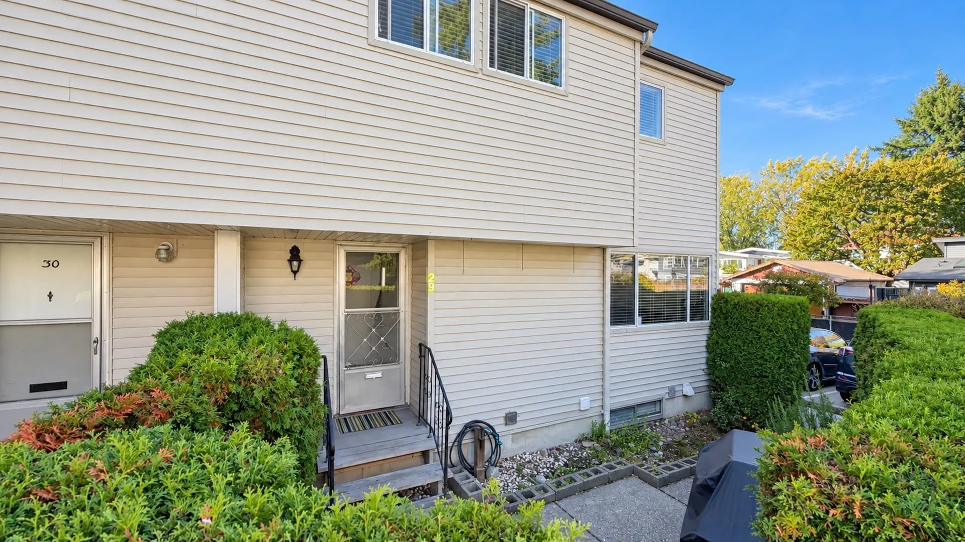 3417 E 49th Avenue #29