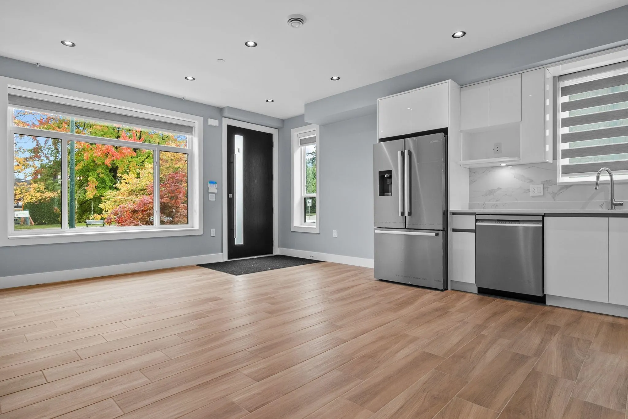 2557 W King Edward Avenue #1