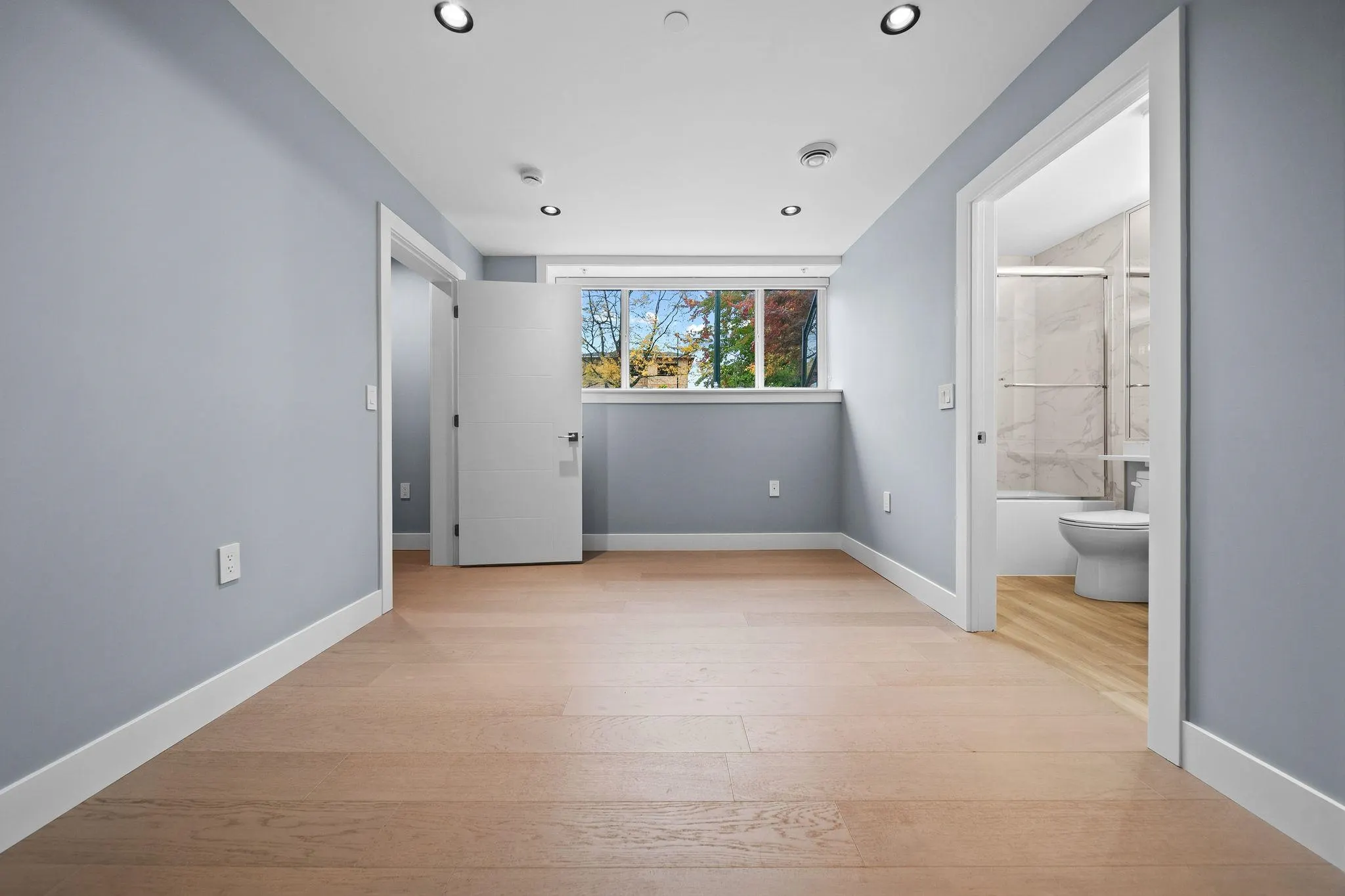 2557 W King Edward Street #1