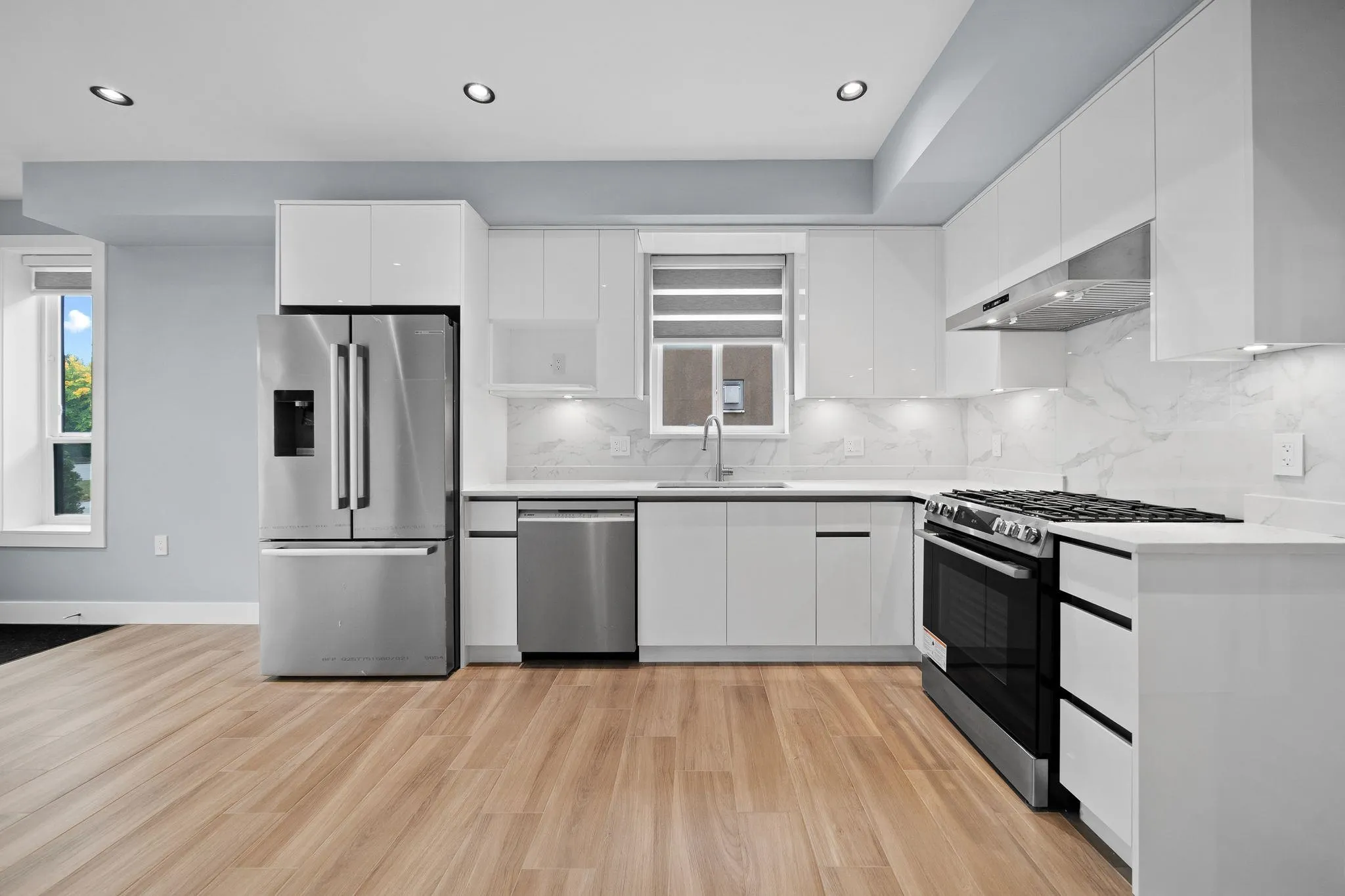 2557 W King Edward Street #1