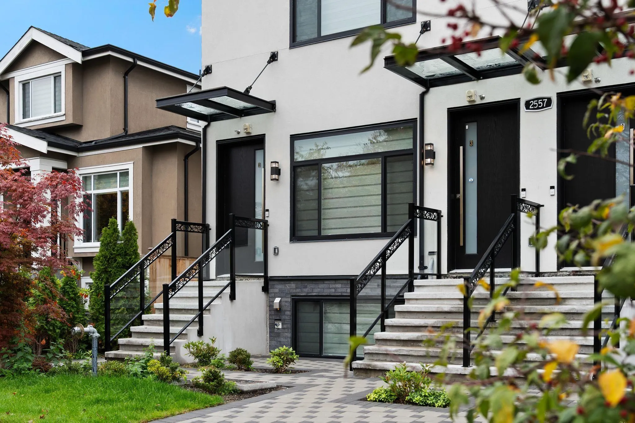 2557 W King Edward Avenue #1