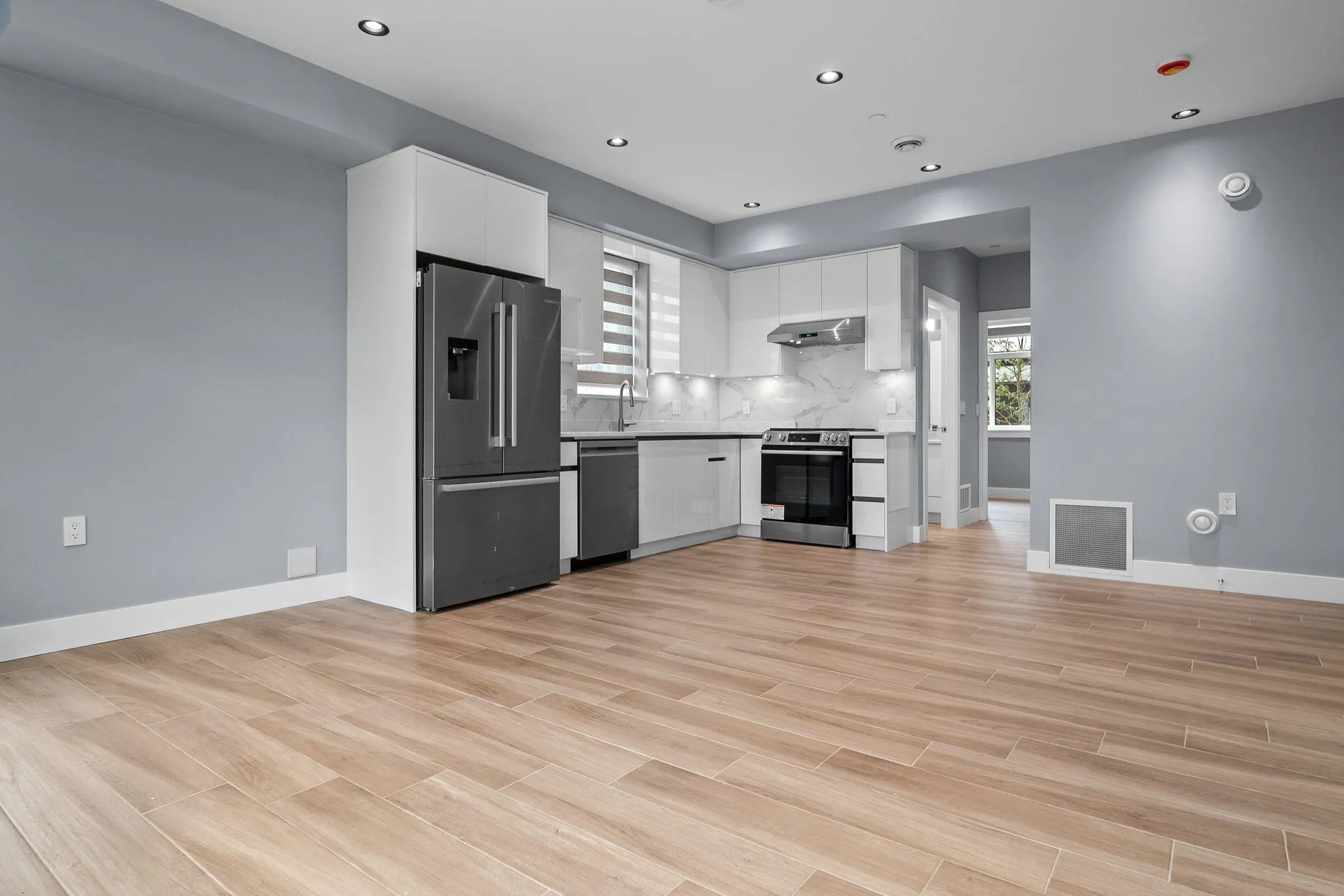 2557 W King Edward Street #1