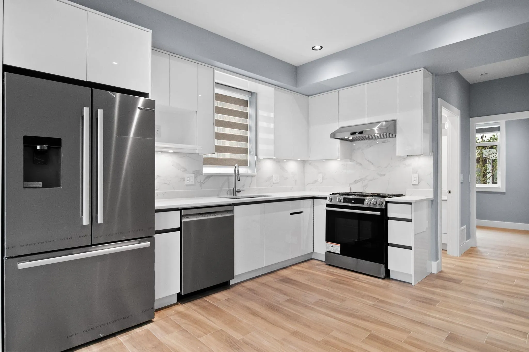 2557 W King Edward Street #1