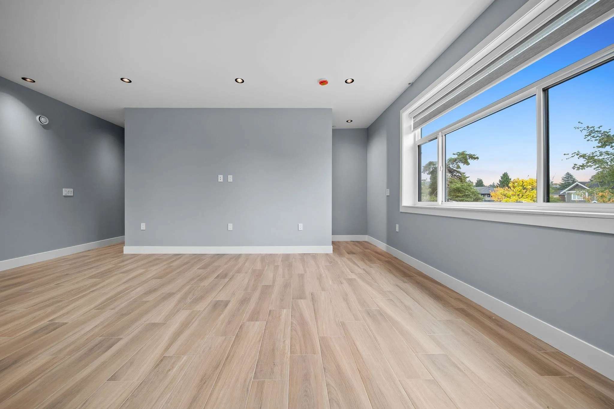 2557 W King Edward Street #3