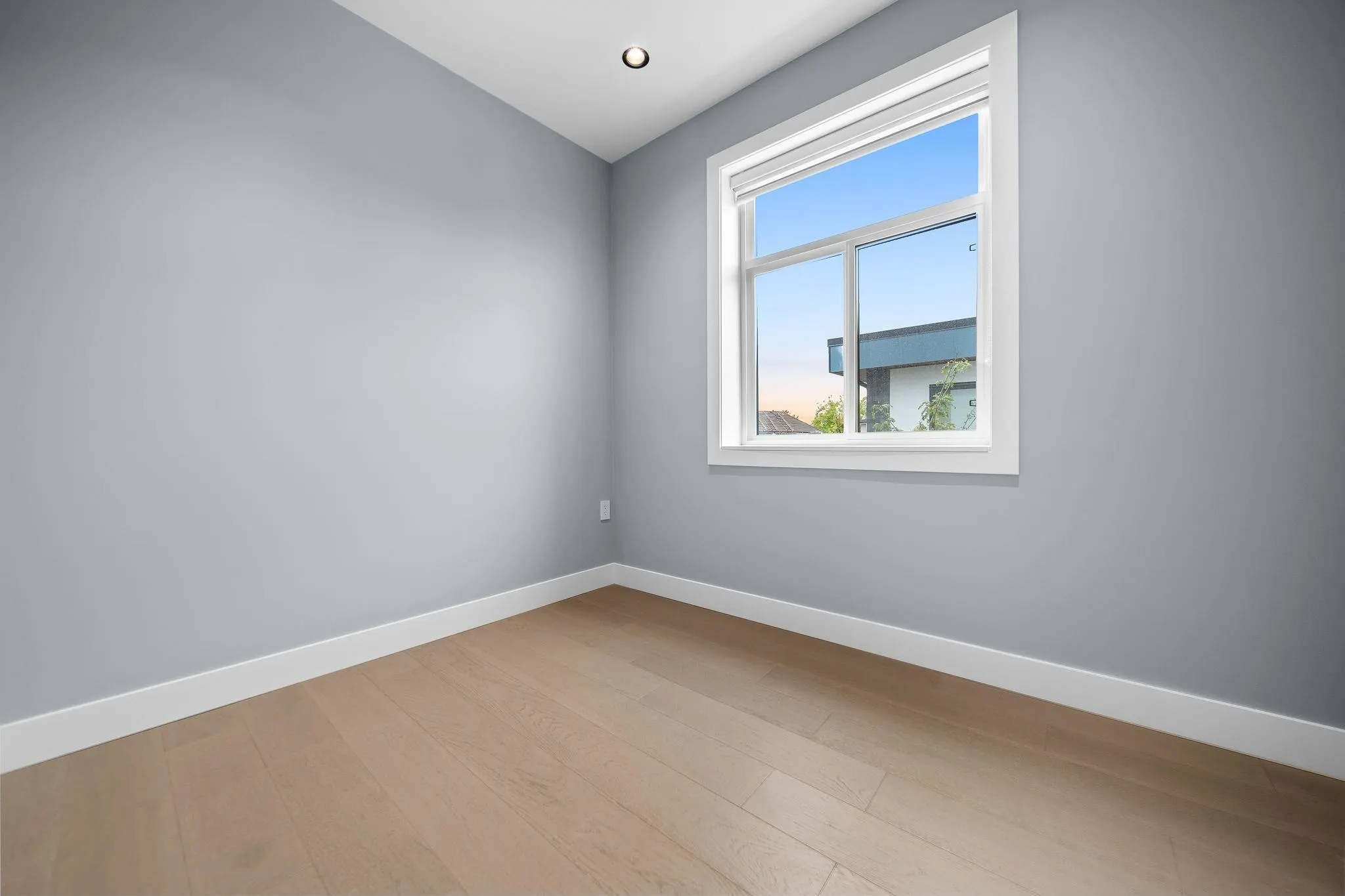 2557 W King Edward Street #3