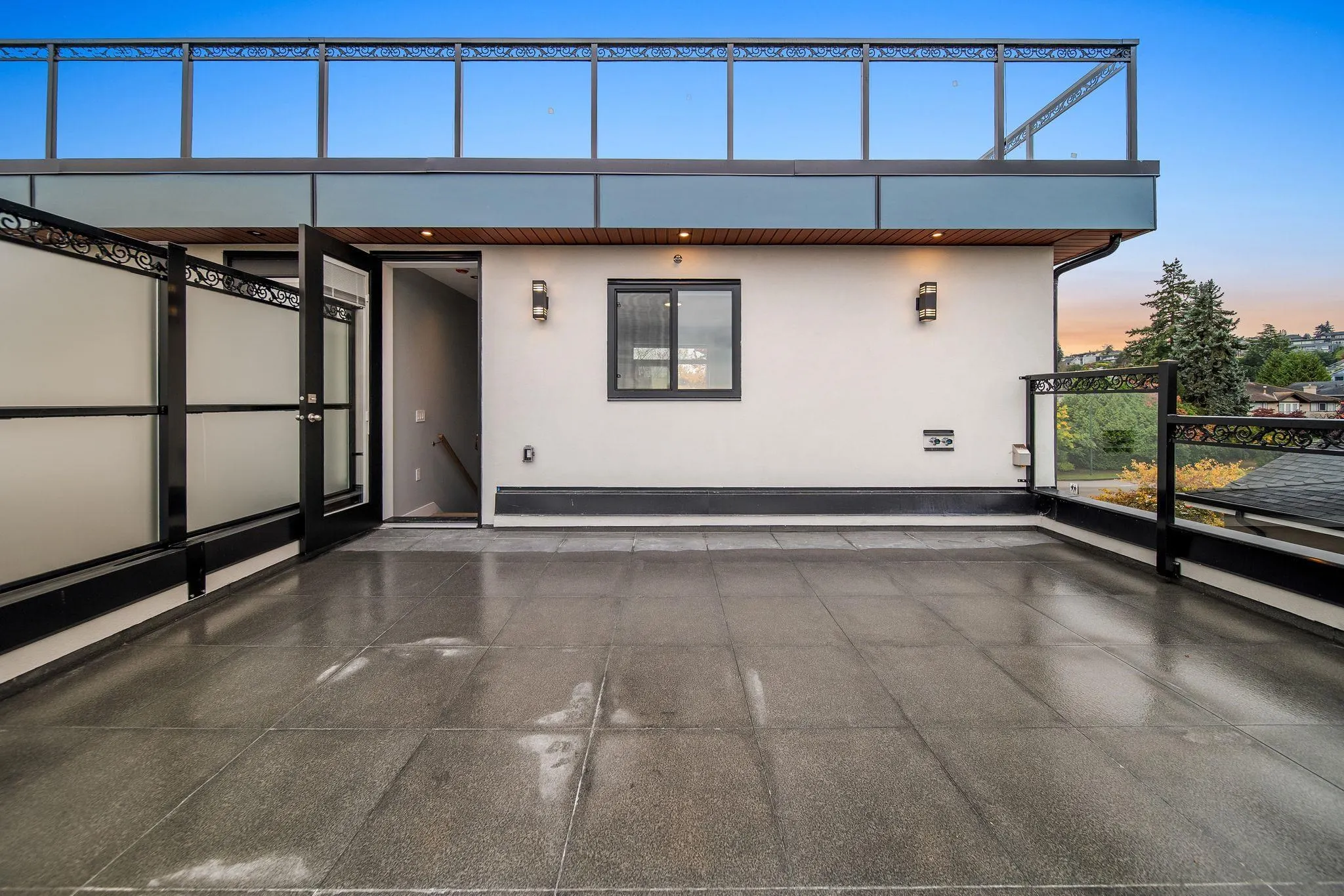 2557 W King Edward Avenue #2