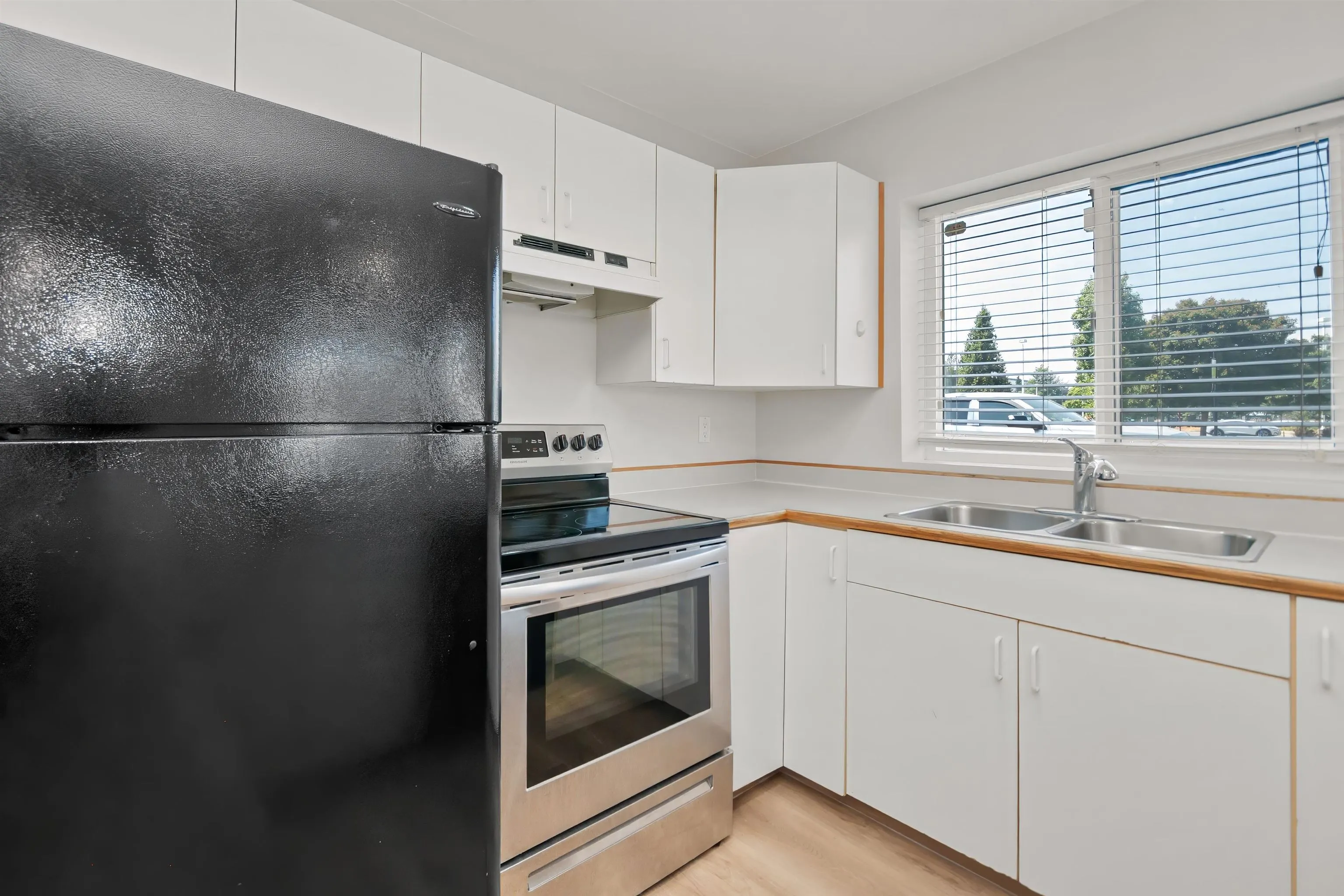 9206 Corbould Street #1
