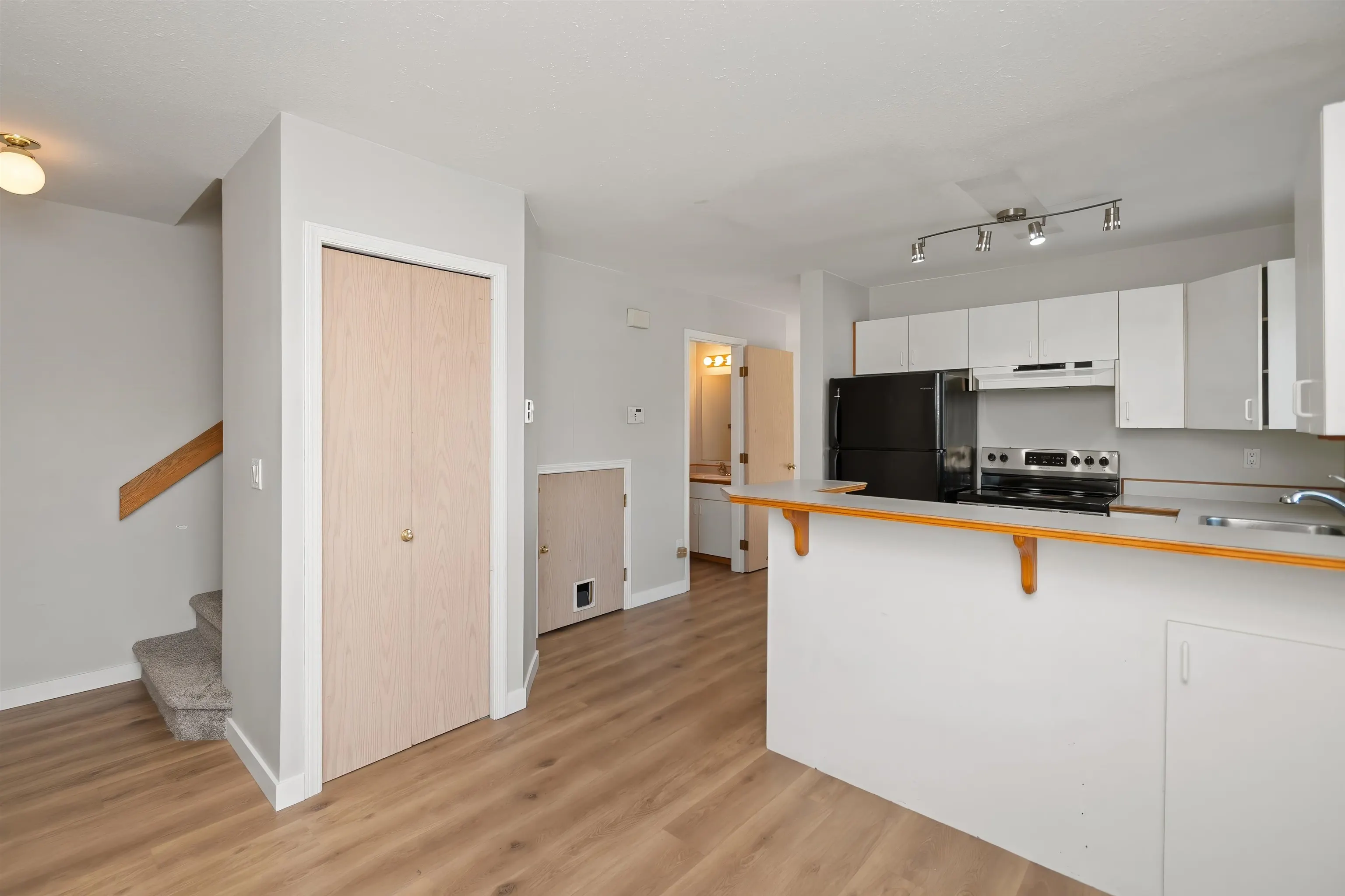 9206 Corbould Street #1