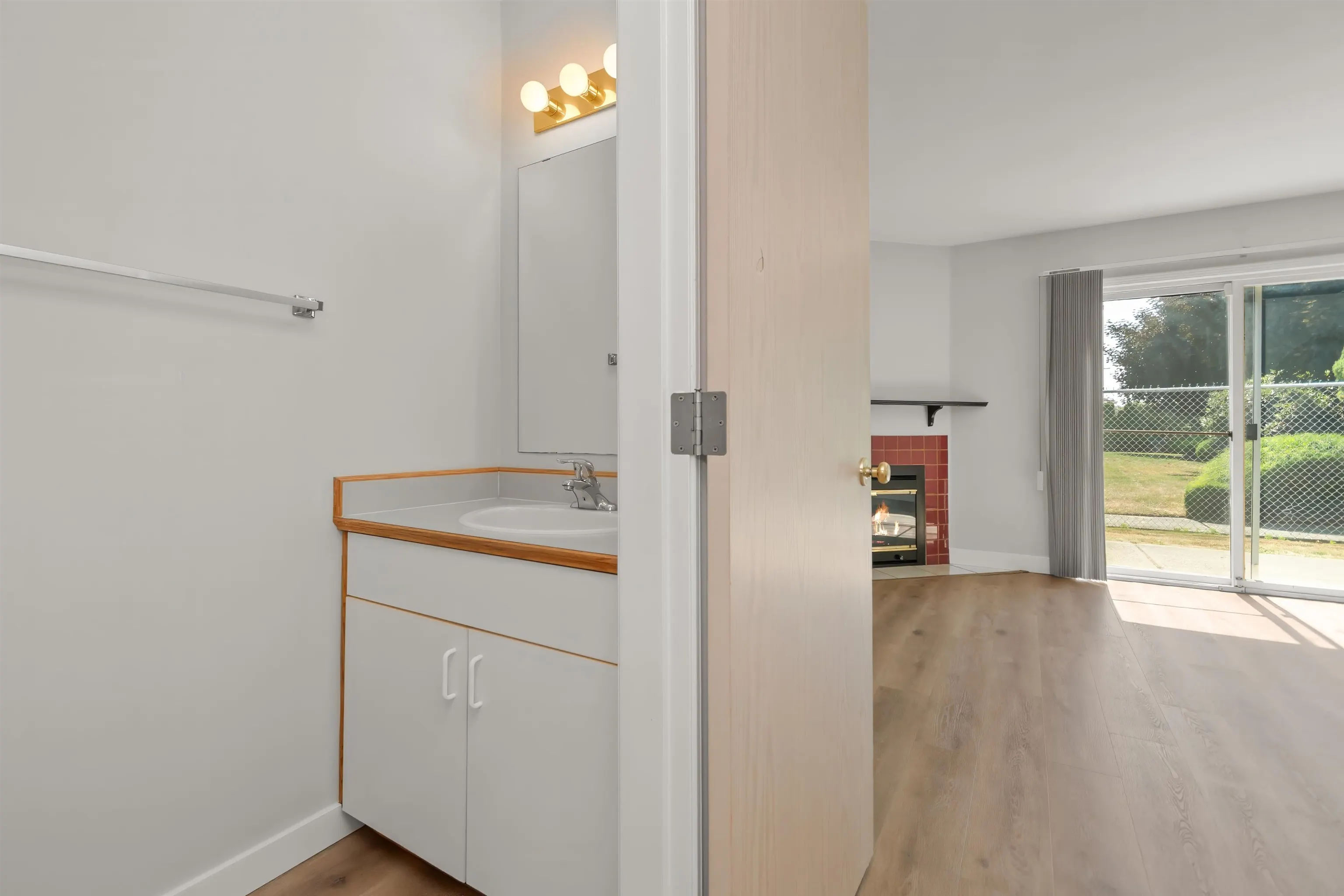 9206 Corbould Street #1
