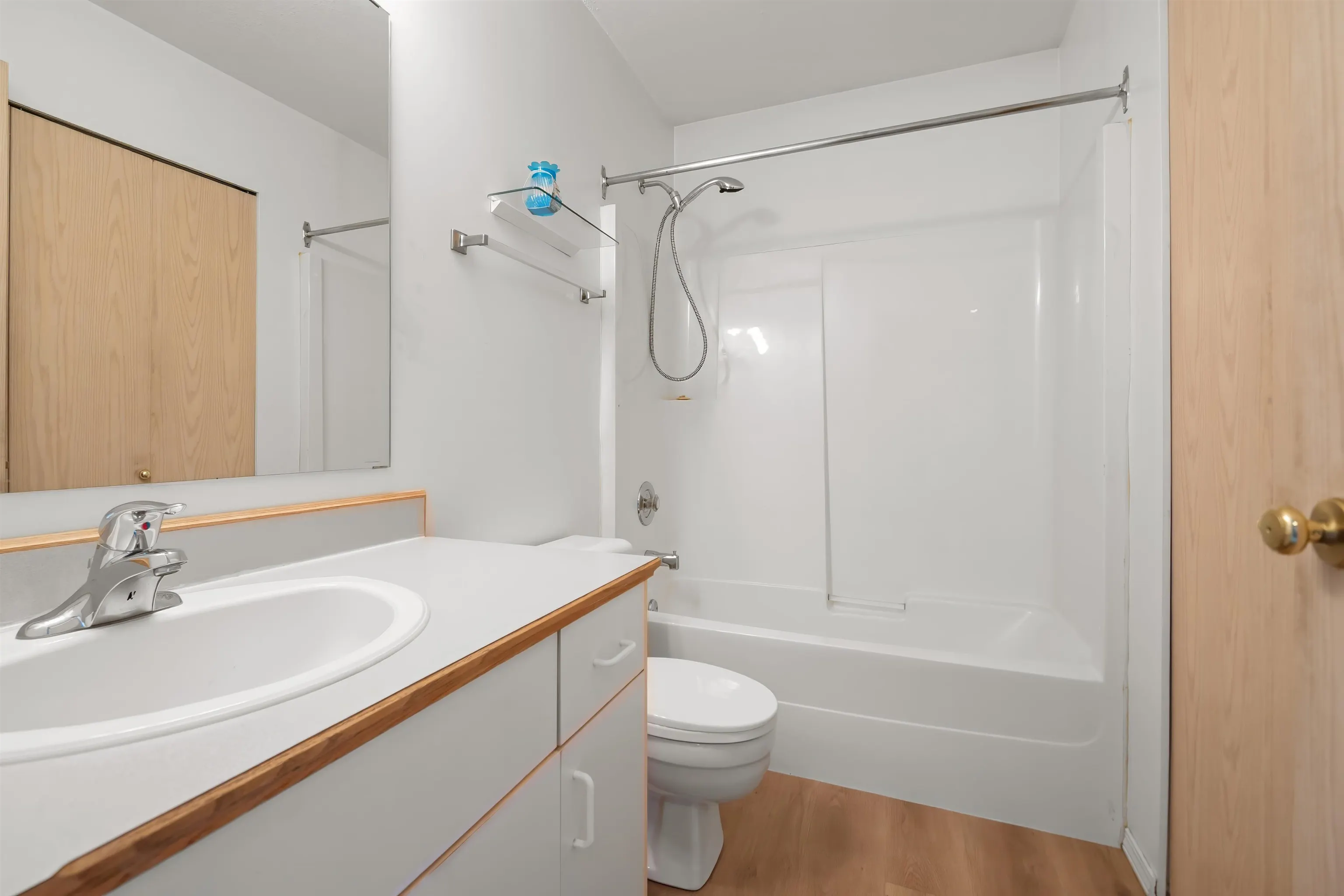 9206 Corbould Street #1