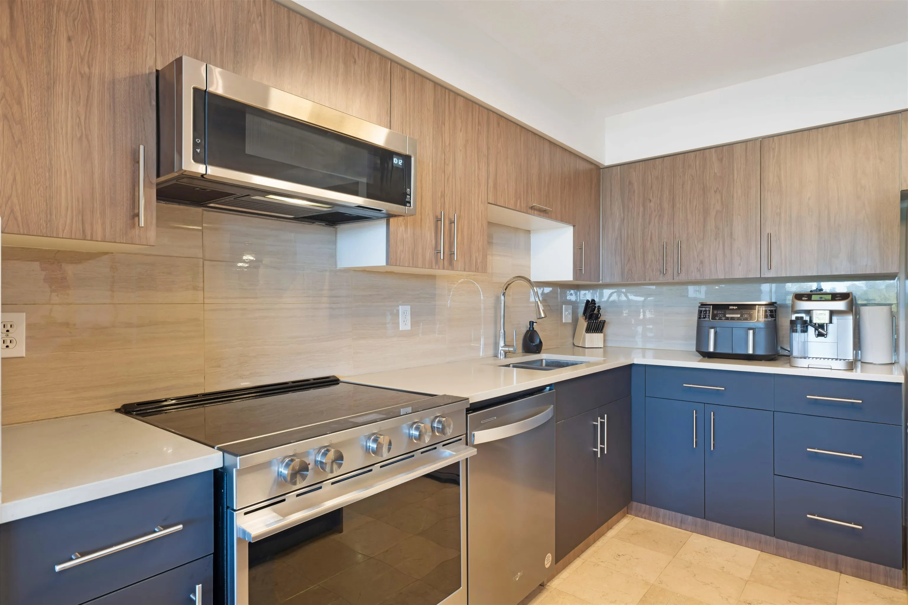 1327 E Keith Road #803