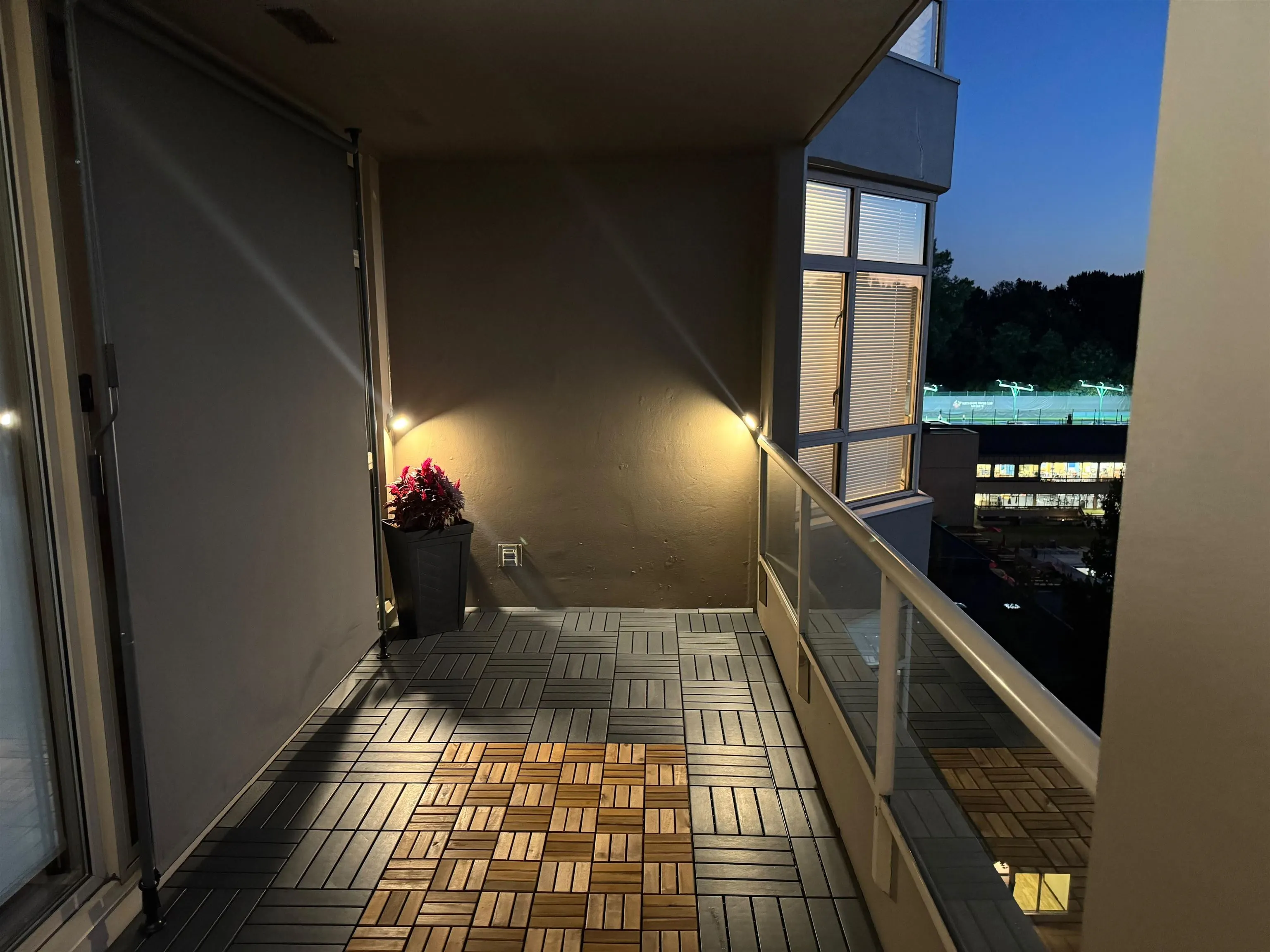 1327 E Keith Road #803