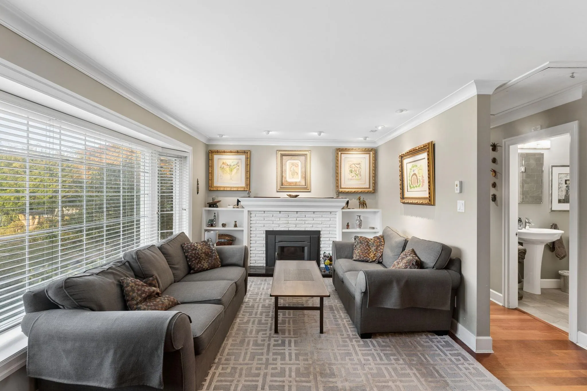 1283 Pinewood Crescent