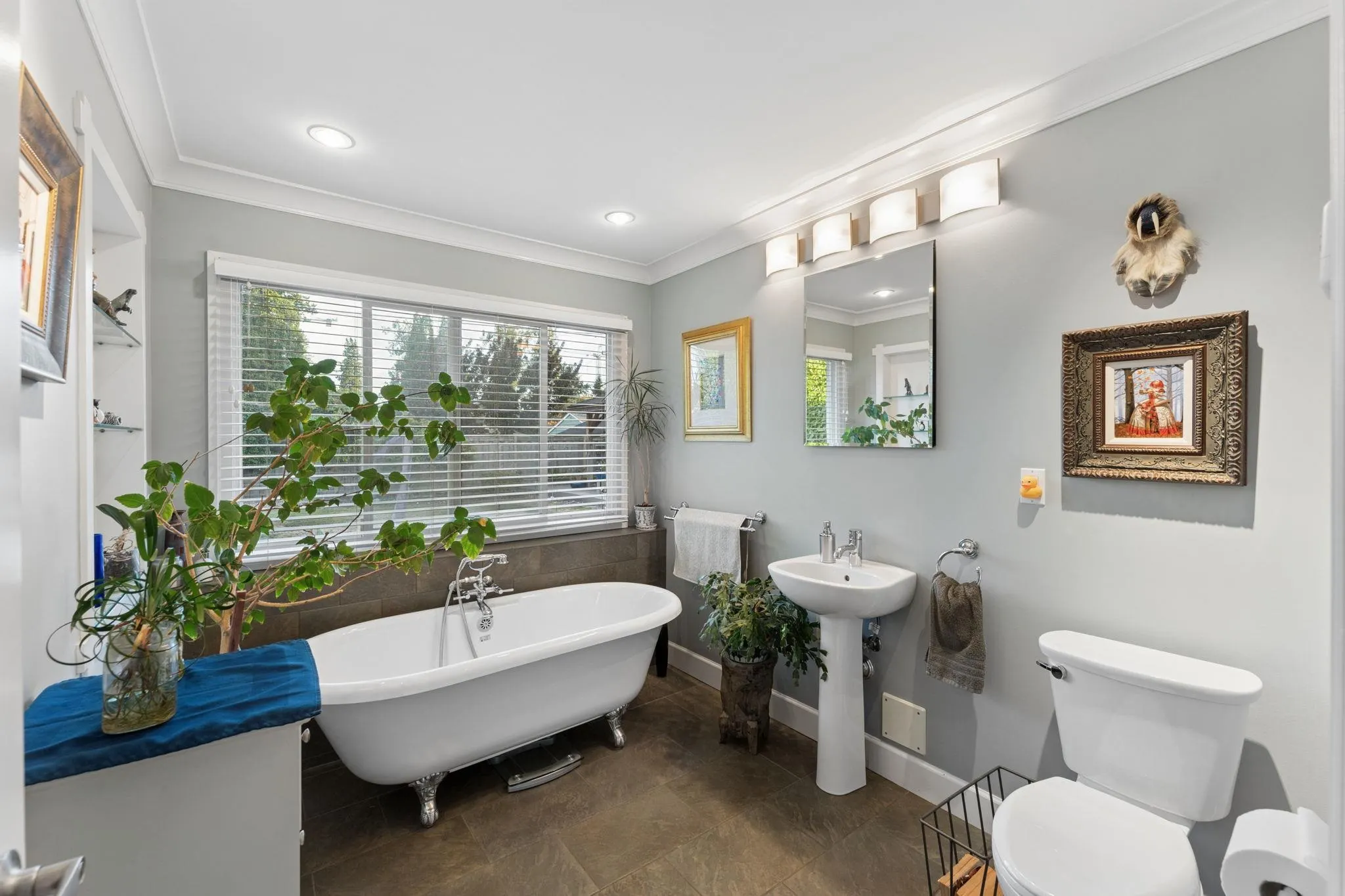 1283 Pinewood Crescent