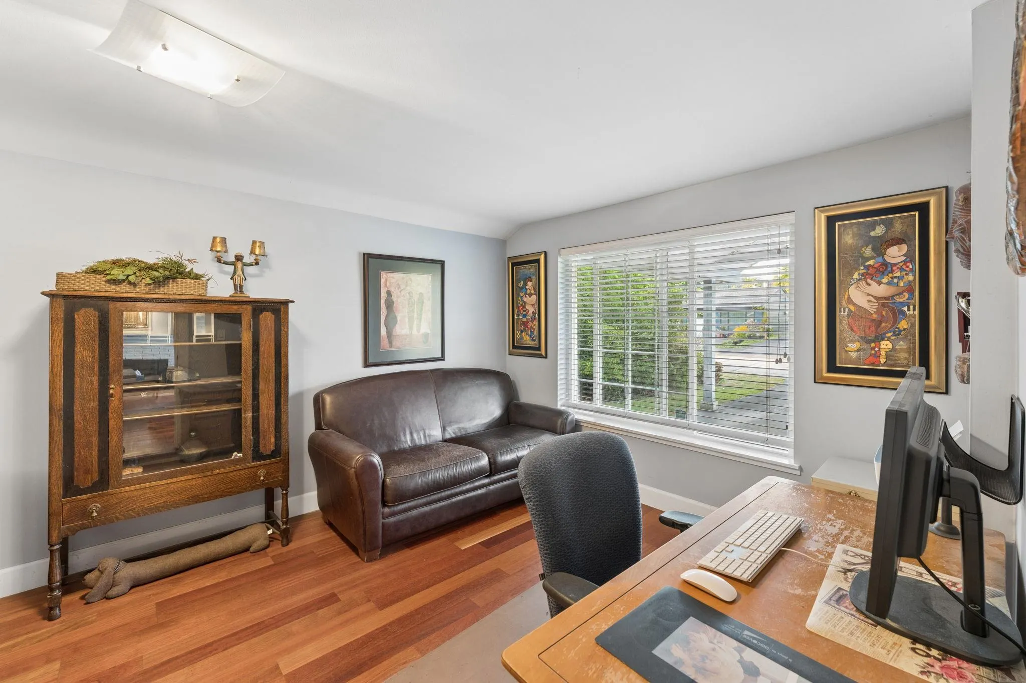 1283 Pinewood Crescent