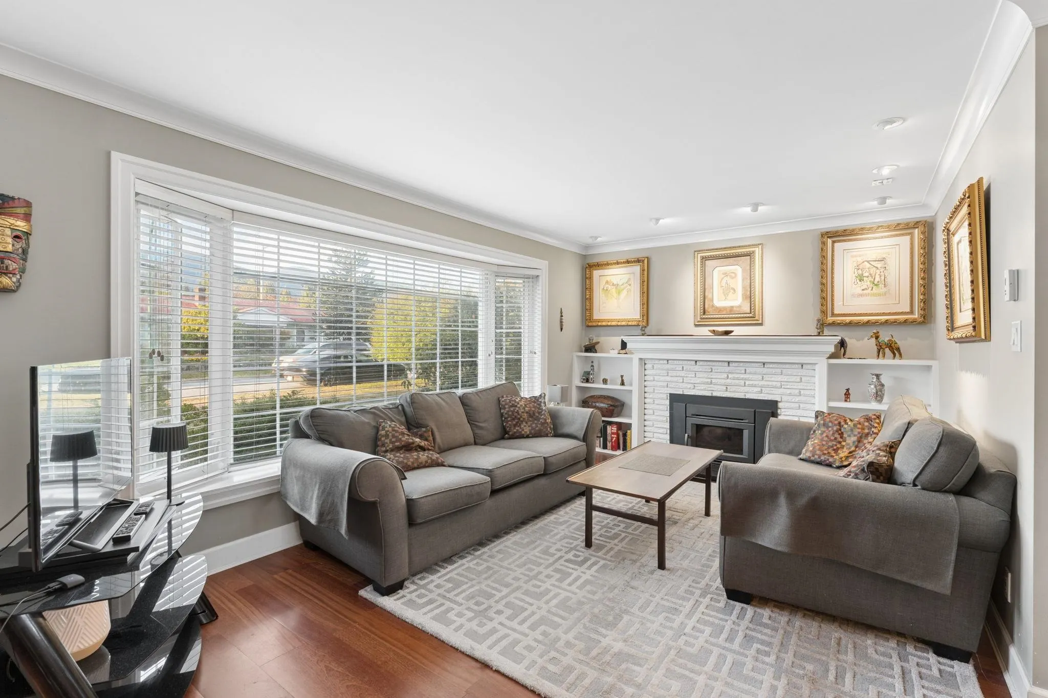1283 Pinewood Crescent