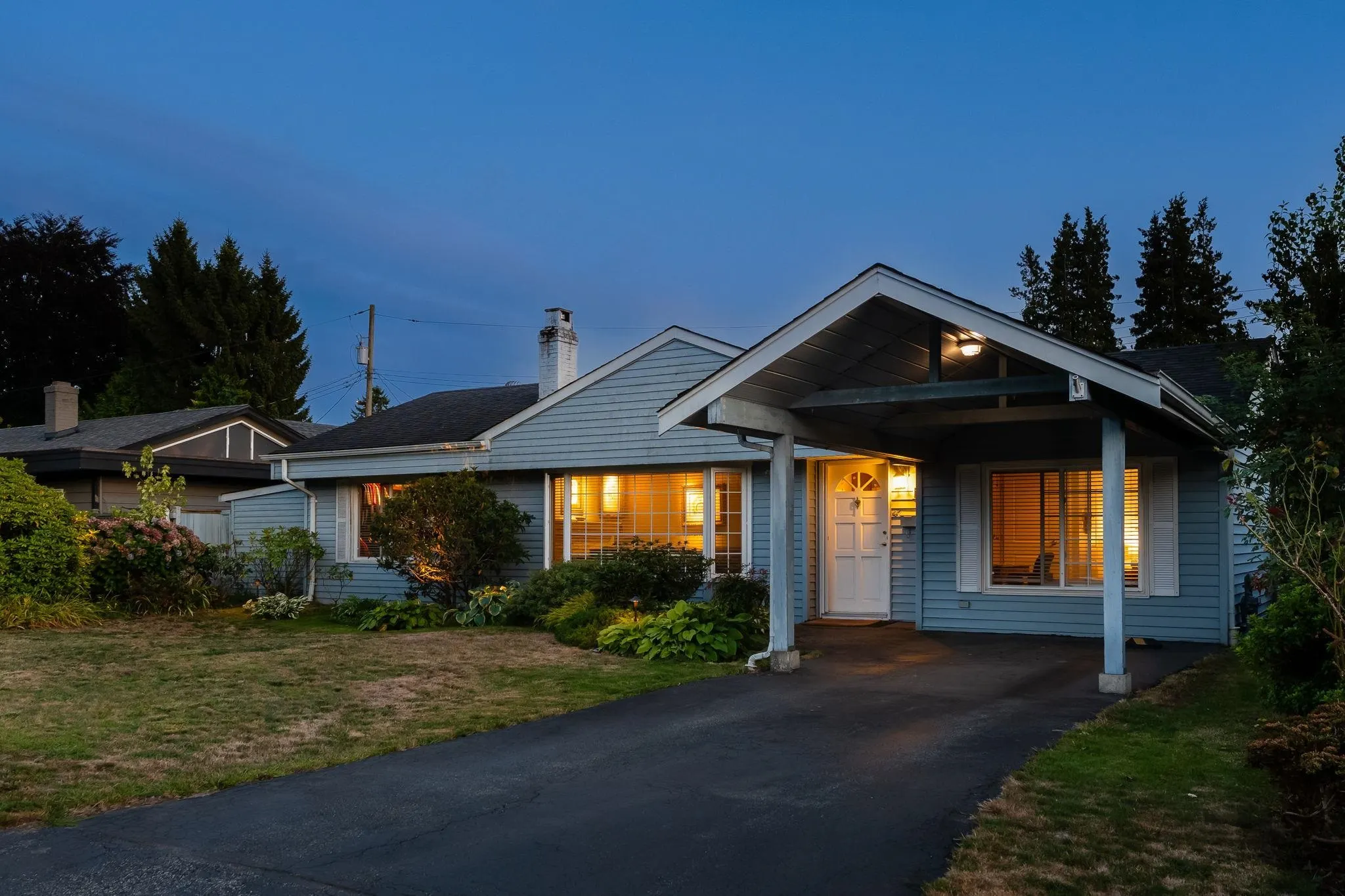 1283 Pinewood Crescent
