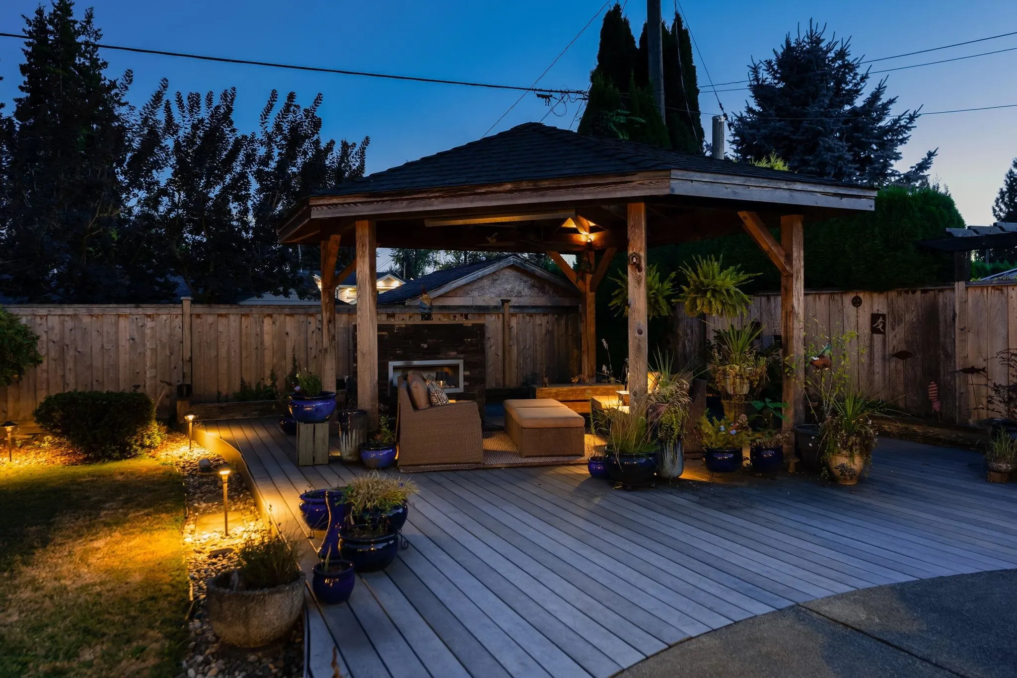 1283 Pinewood Crescent