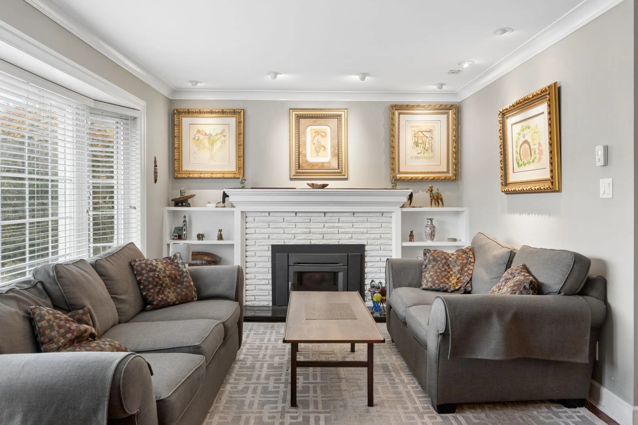 1283 Pinewood Crescent