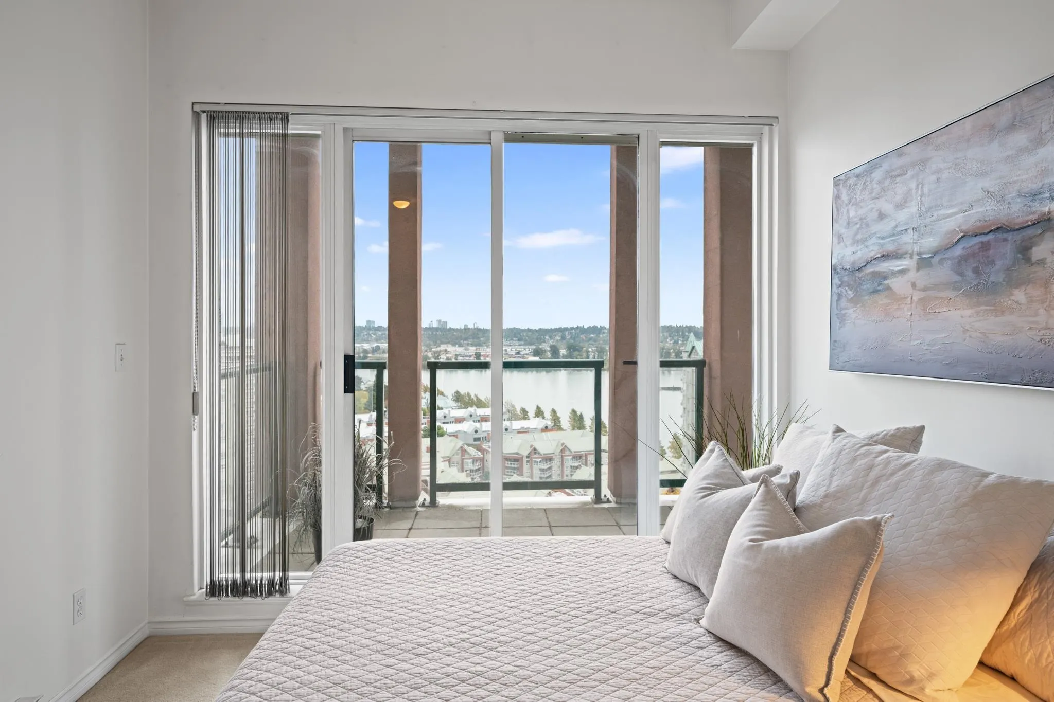 10 Laguna Court #2102