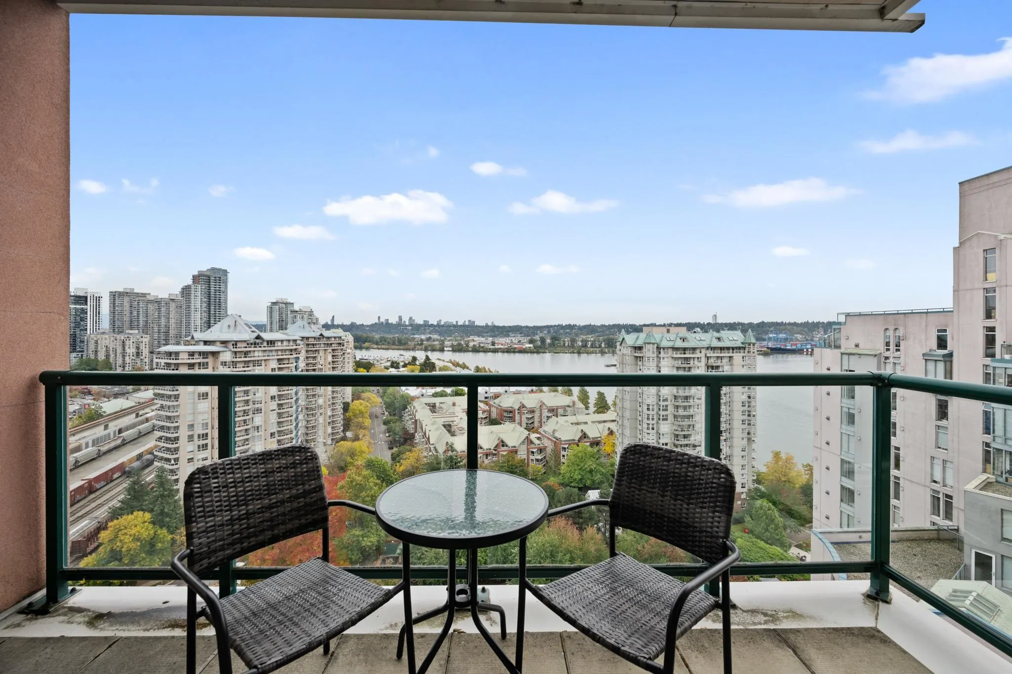 10 Laguna Court #2102