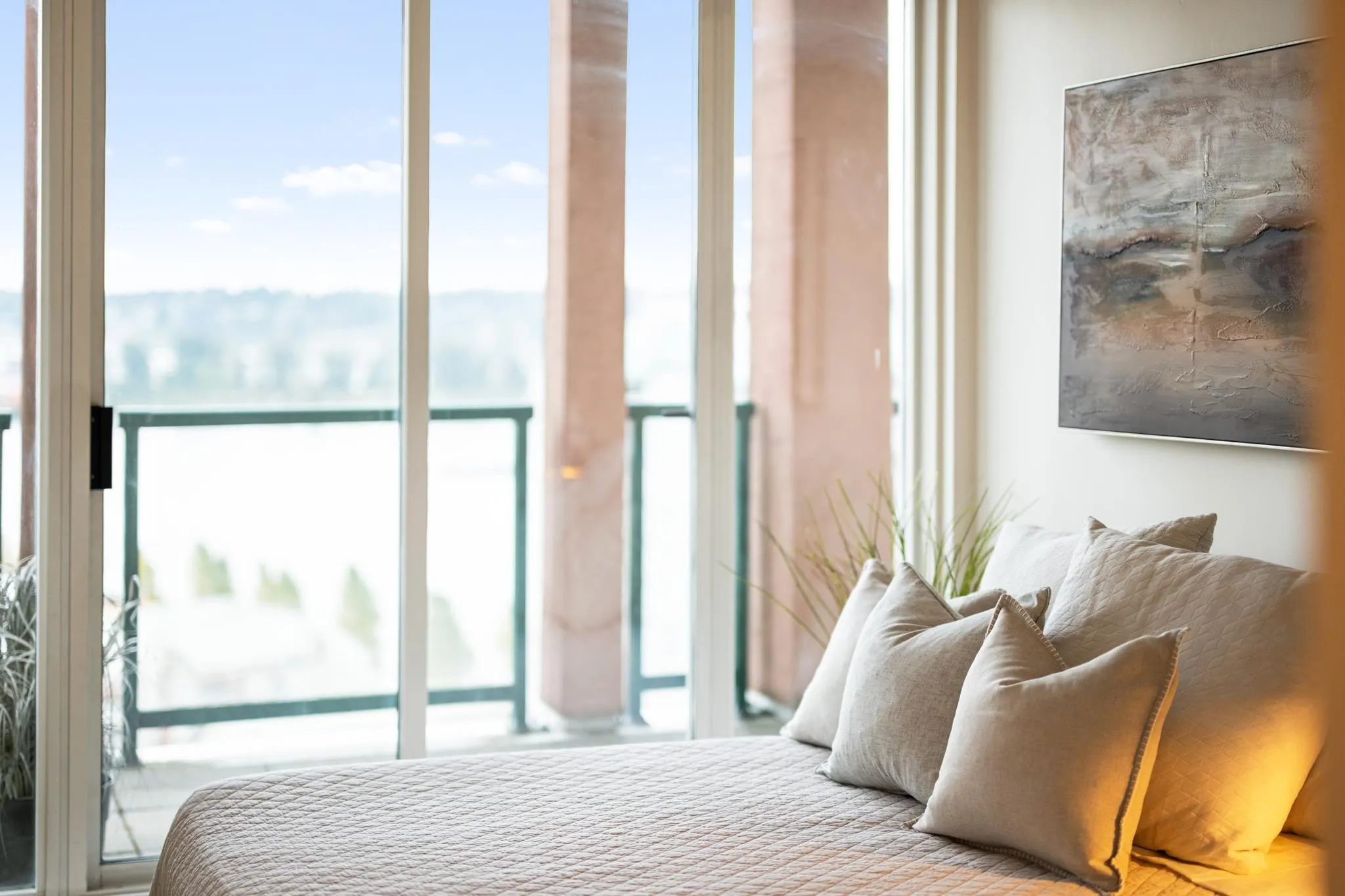 10 Laguna Court #2102
