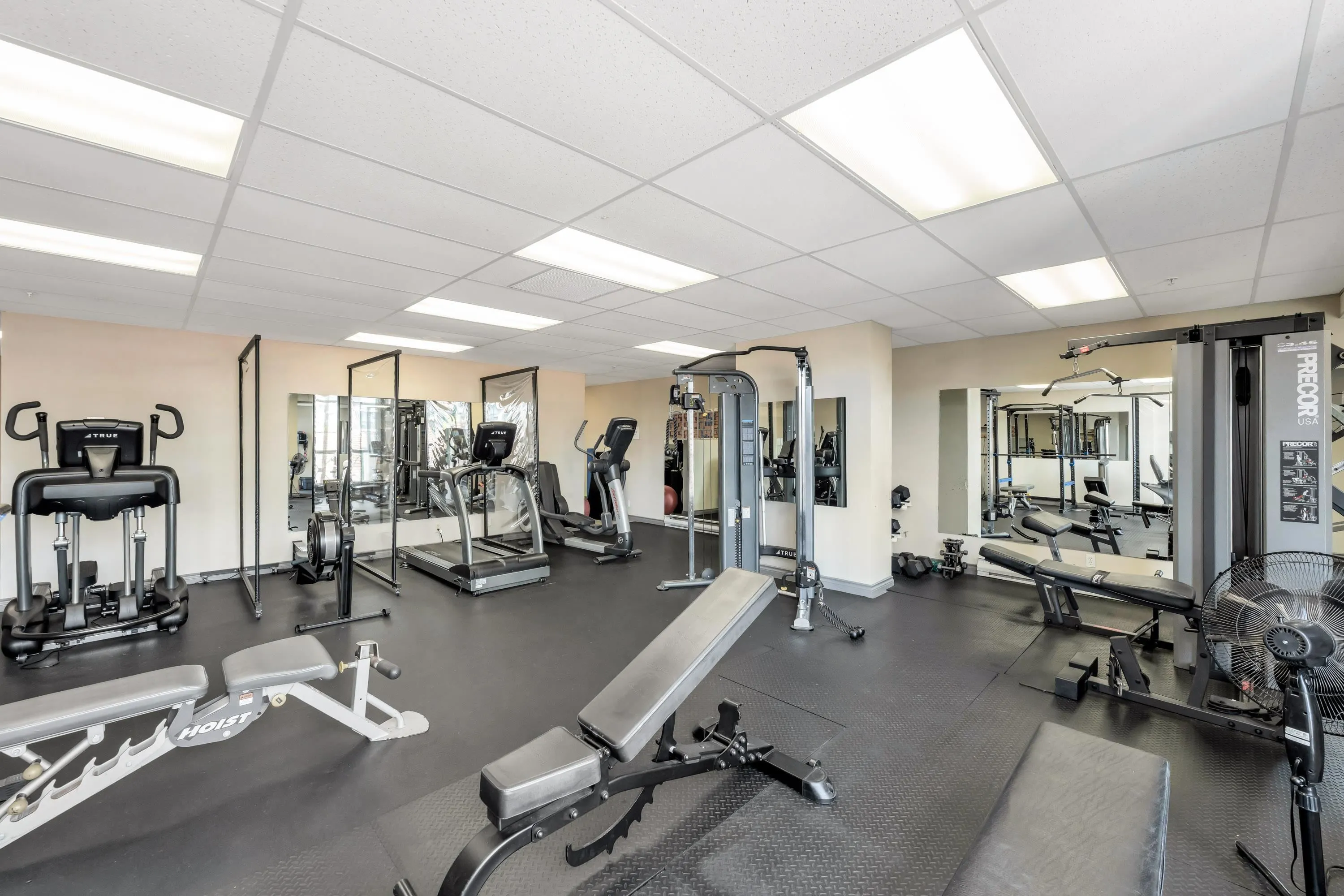 10 Laguna Court #2102