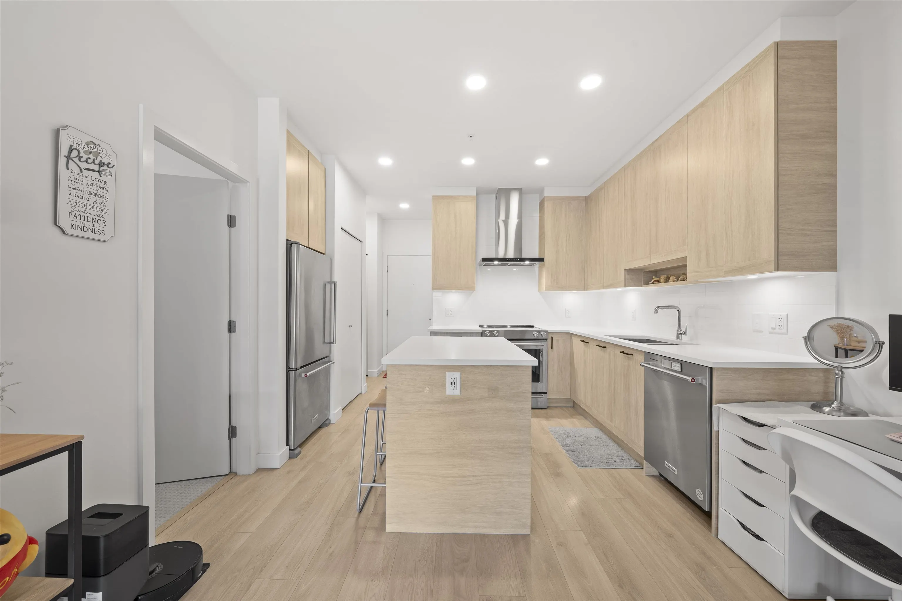 7579 16th Street #507
