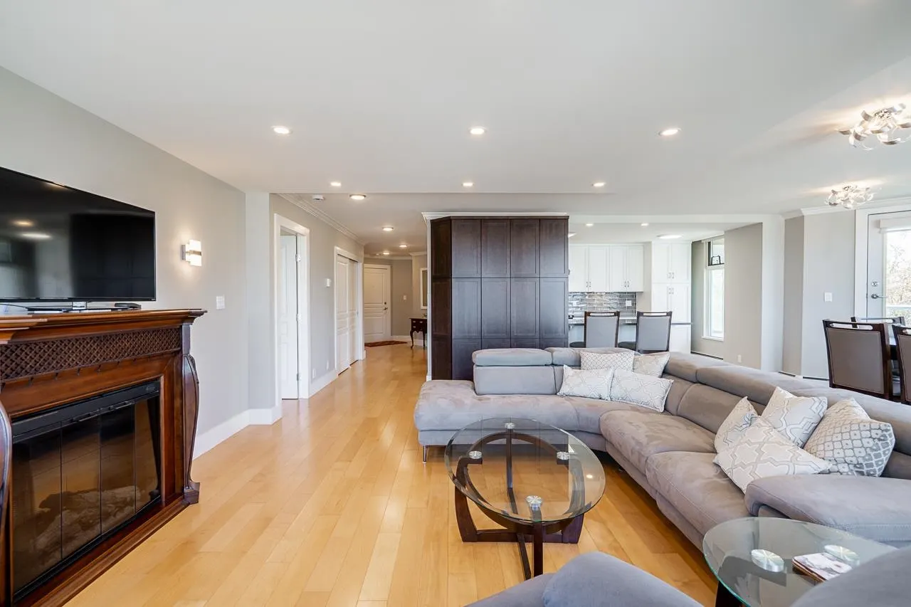 15466 North Bluff Road #506