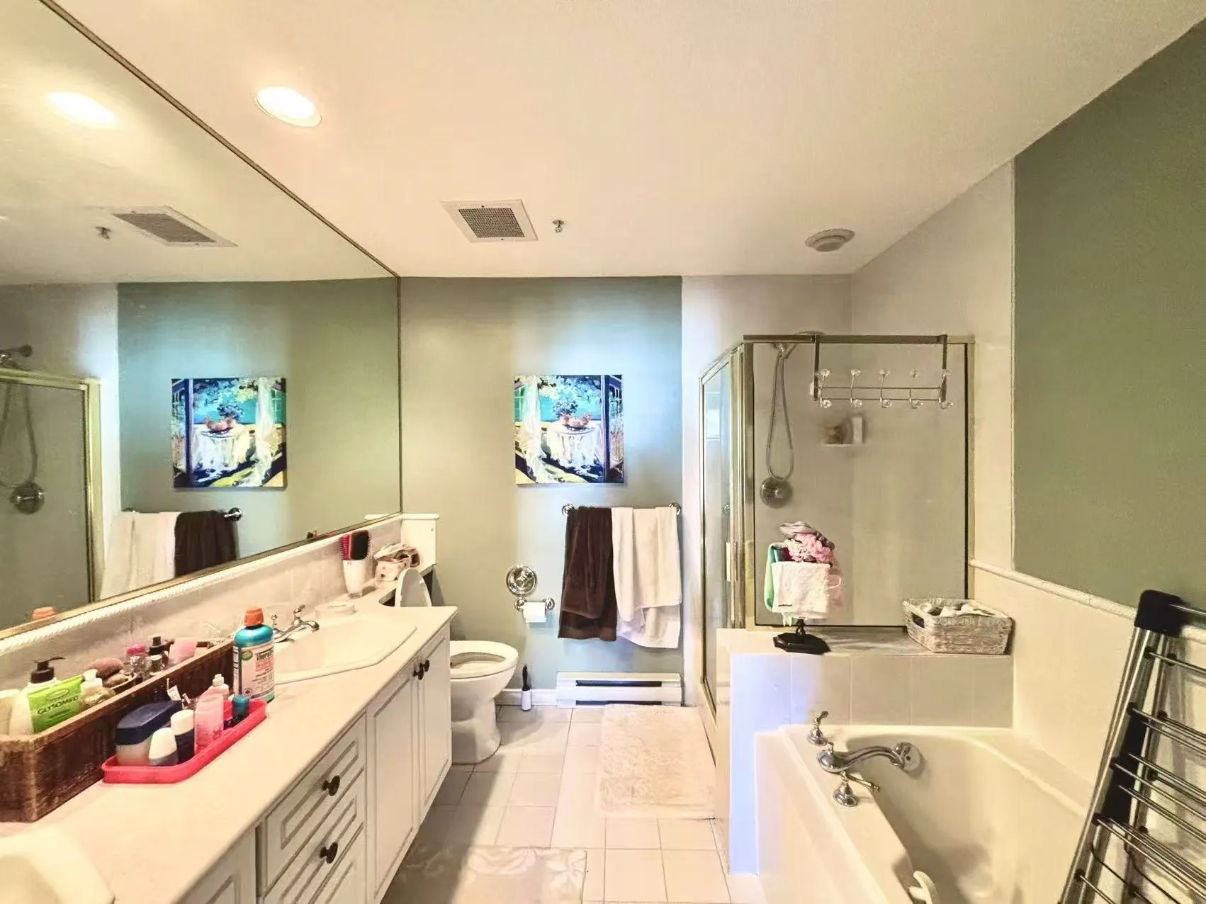 5670 Hampton Place #209