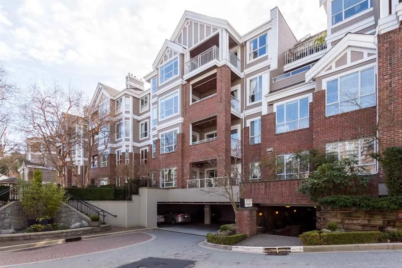 5670 Hampton Place #209