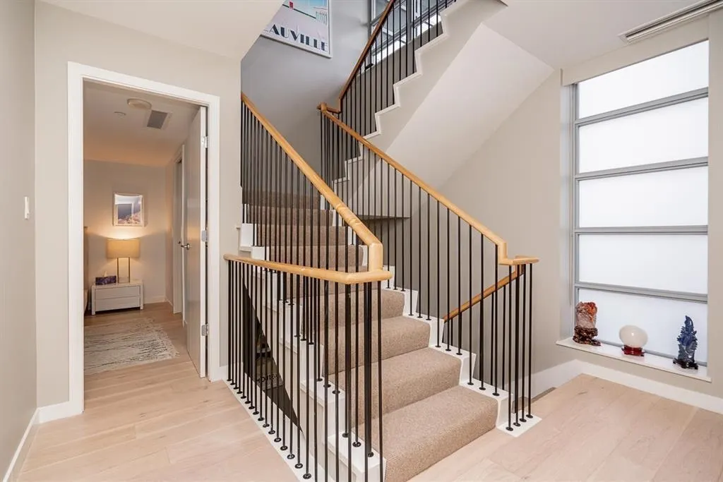 1163 W Cordova Street