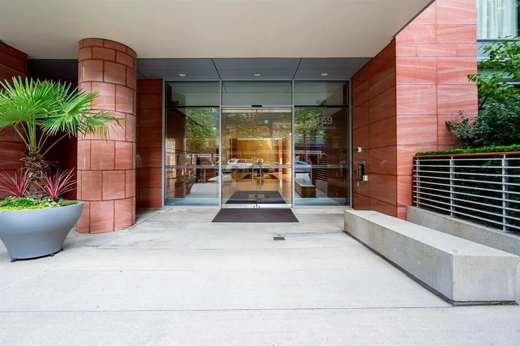 1163 W Cordova Street