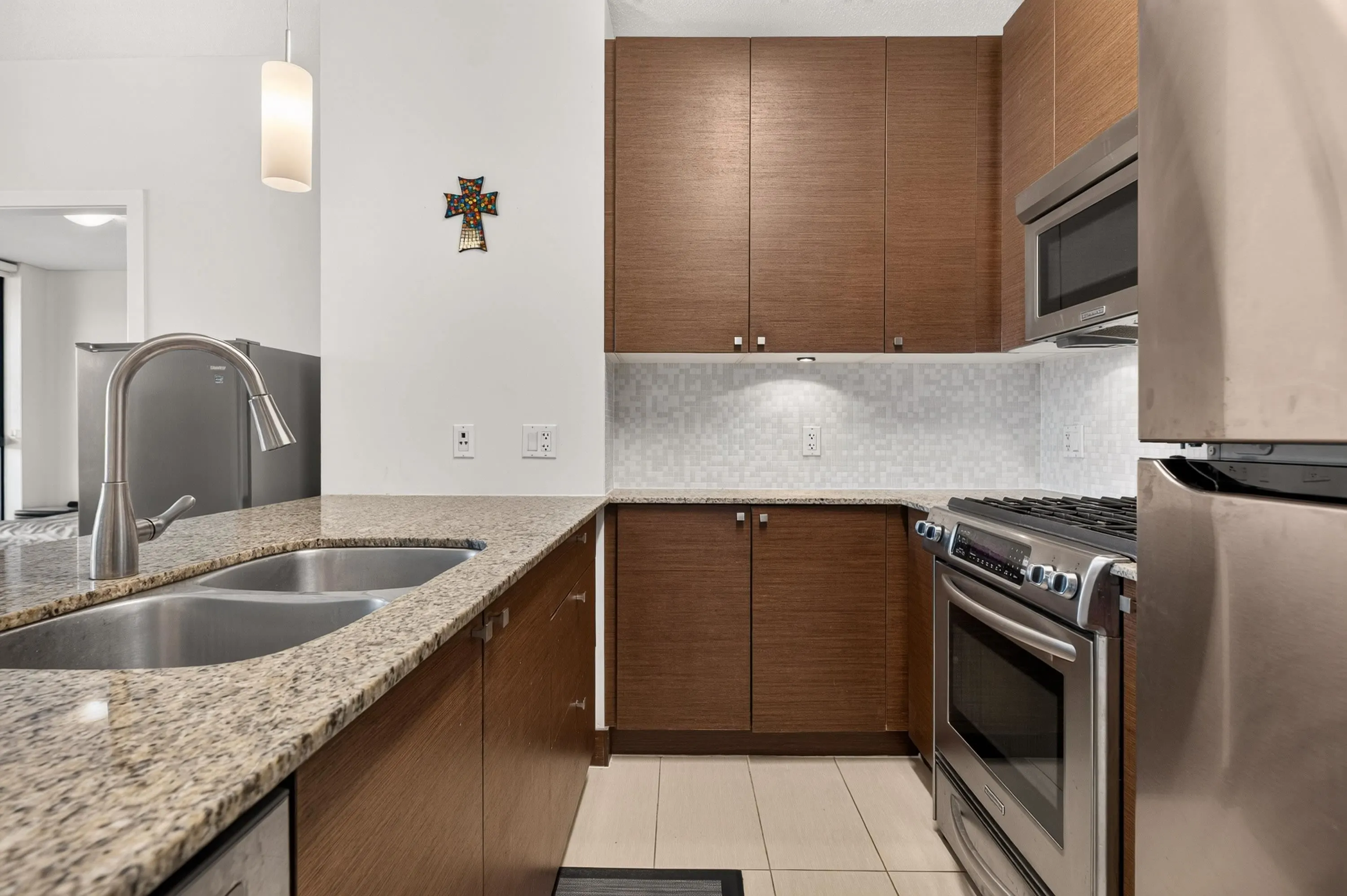 400 Capilano Road #1503