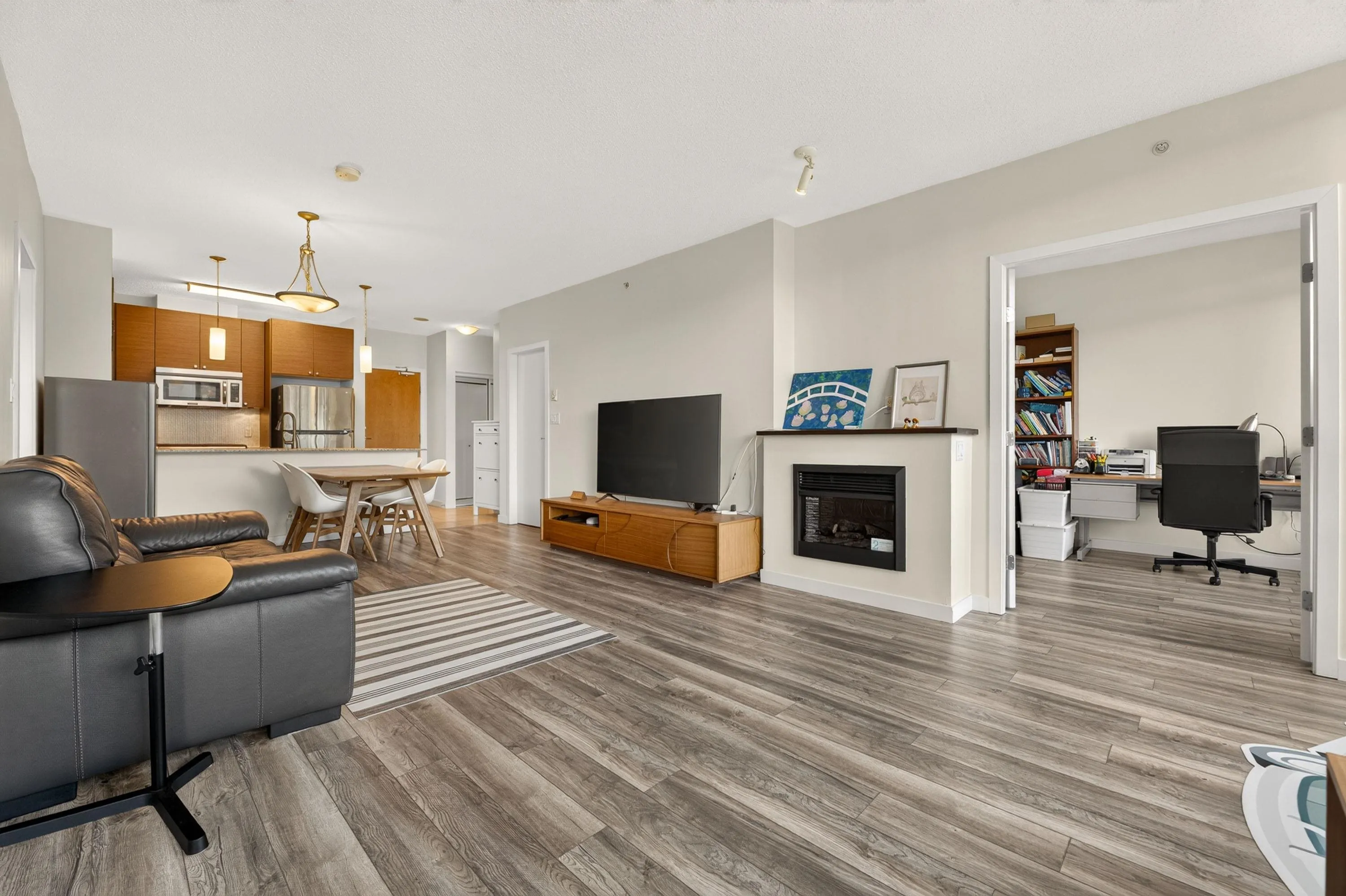 400 Capilano Road #1503