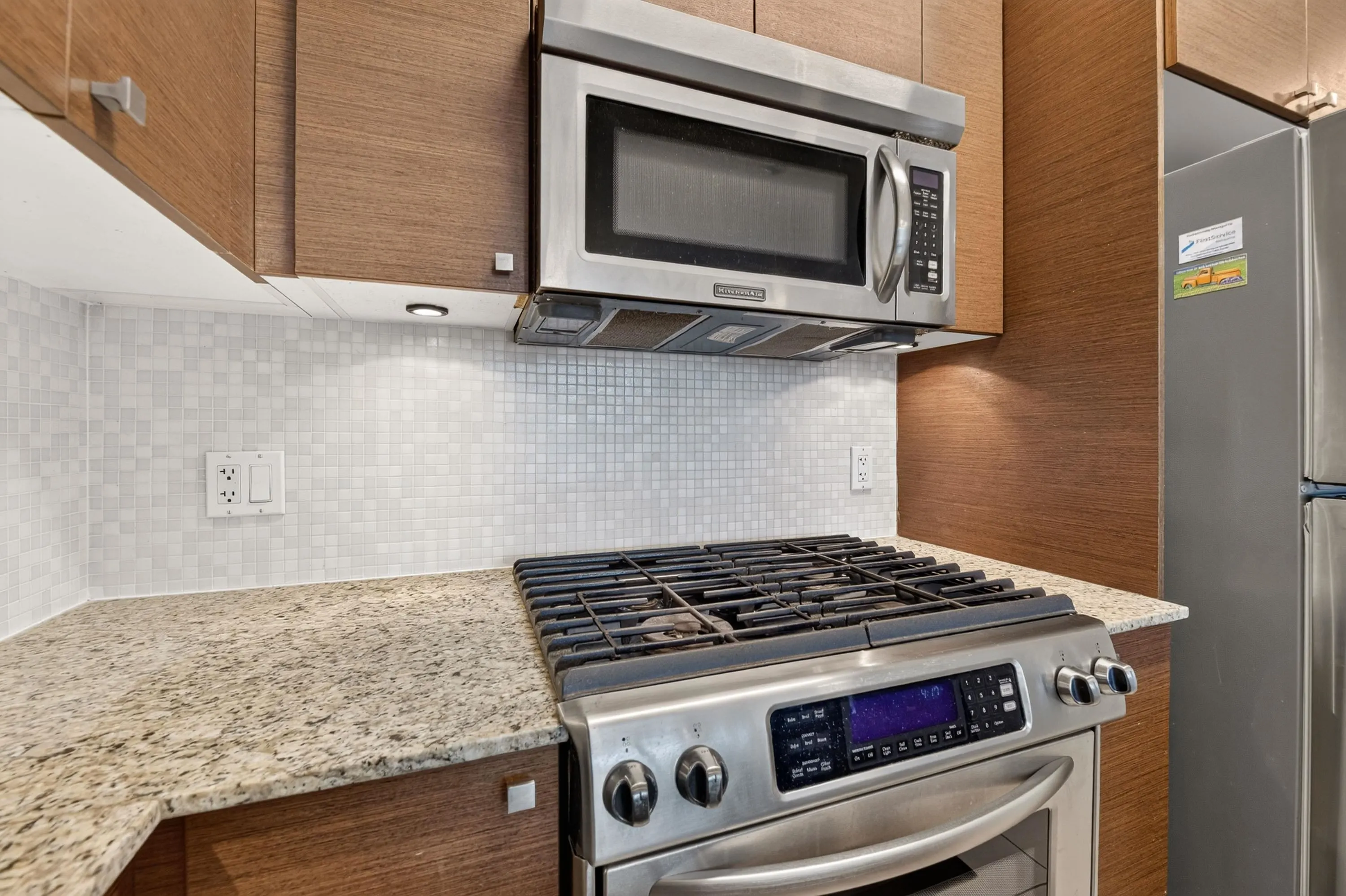 400 Capilano Road #1503