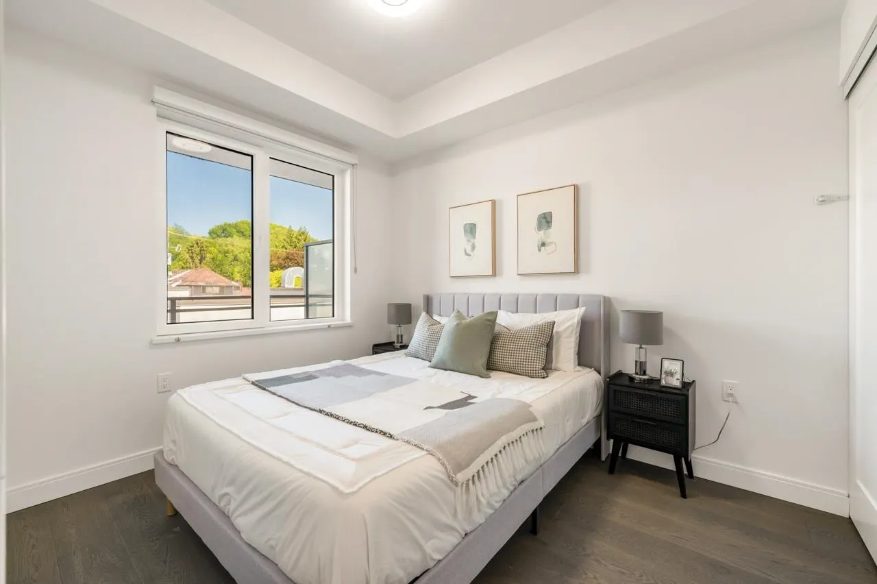 4932 Cambie Street #302
