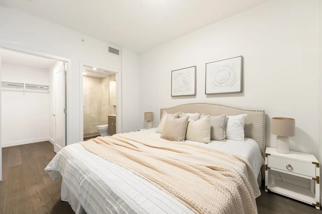 4932 Cambie Street #302