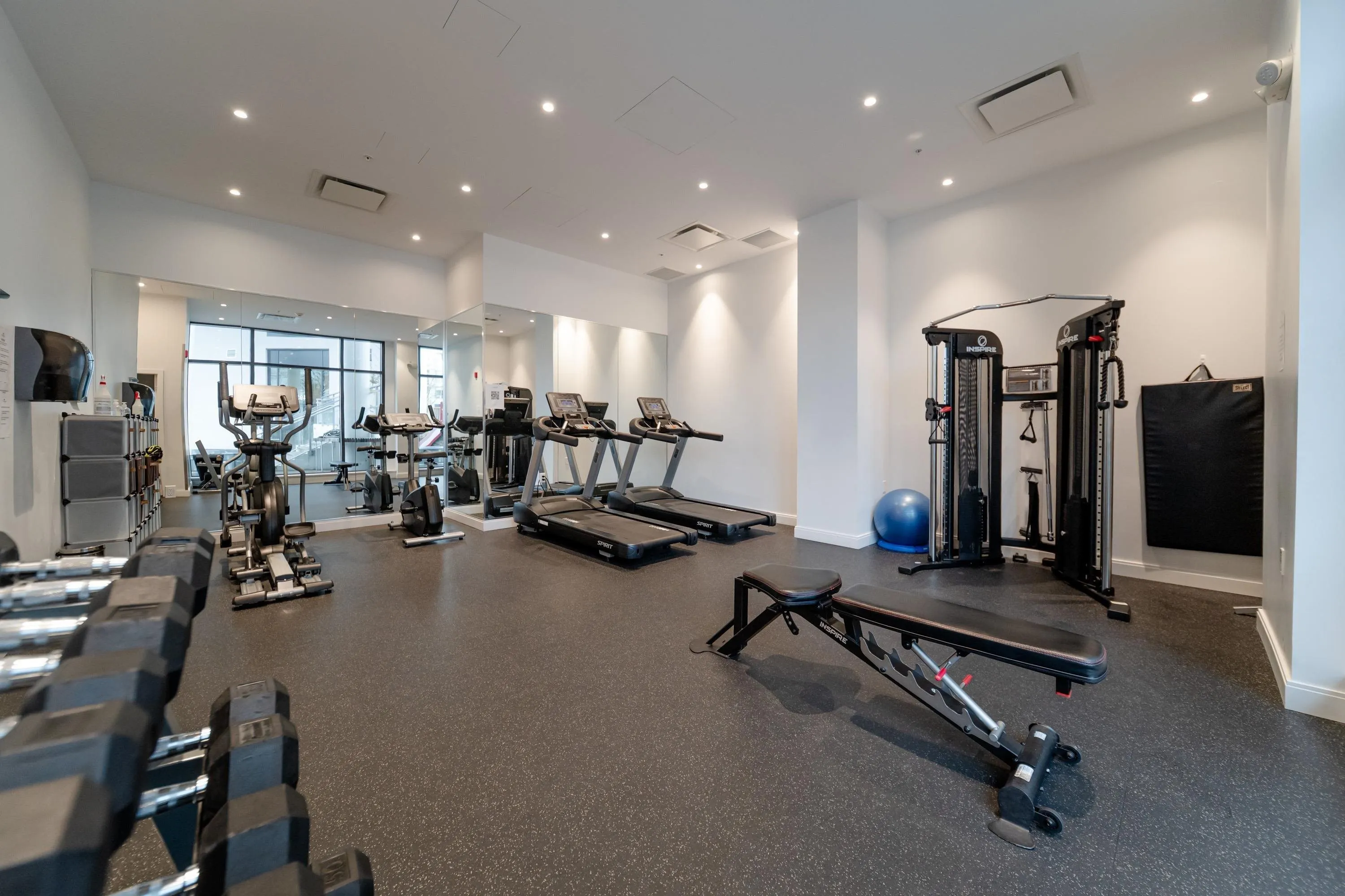 4932 Cambie Street #302